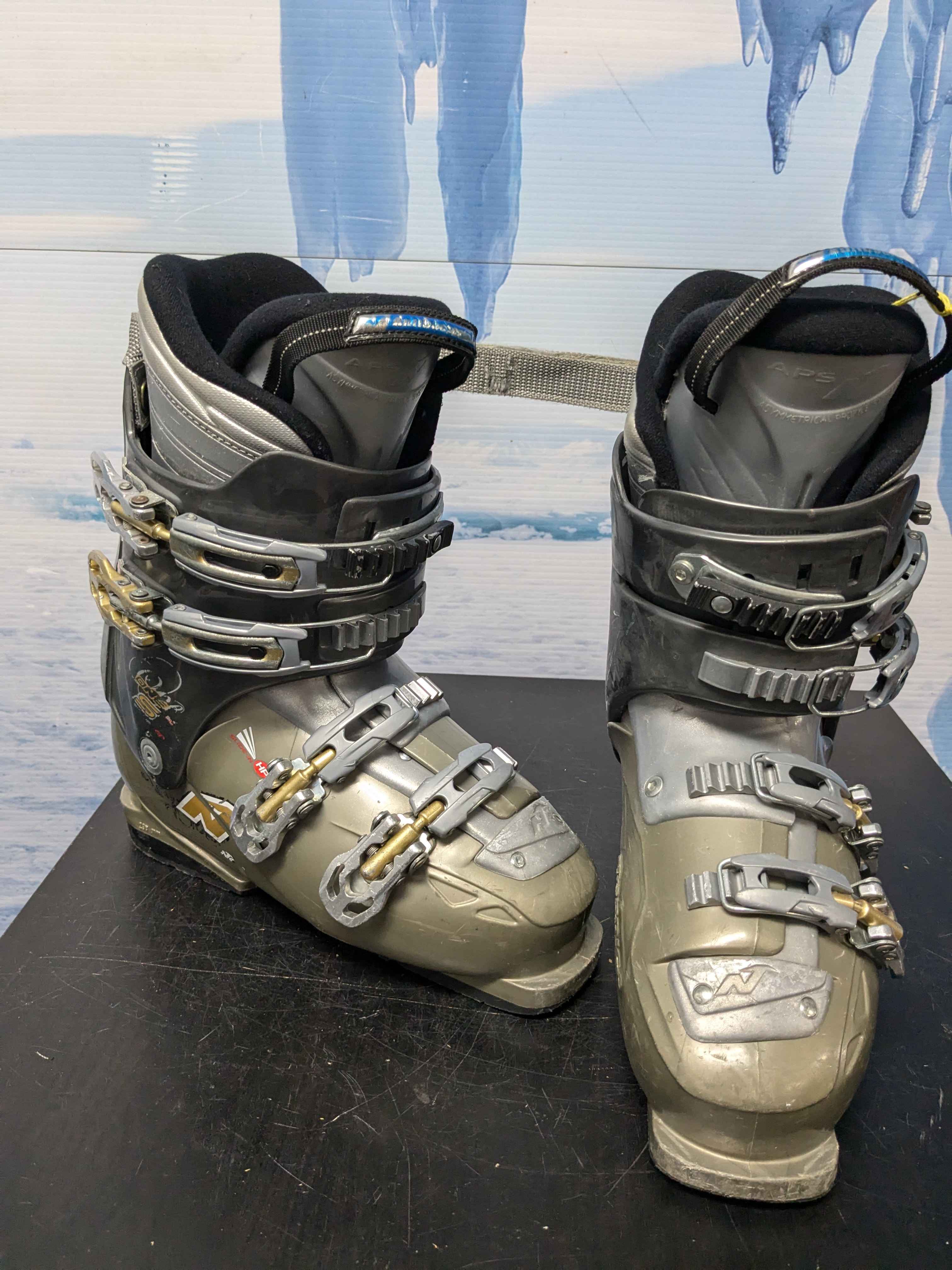 Used Nordica One S W Ski Boot 25.5MP