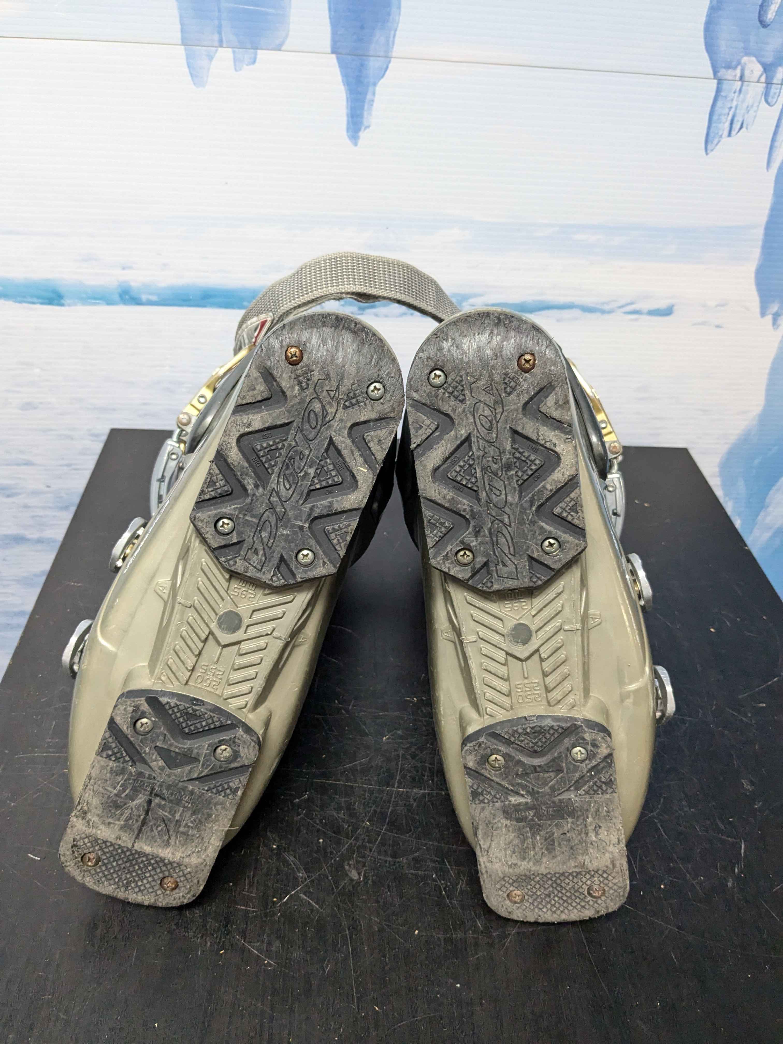 Used Nordica One S W Ski Boot 25.5MP