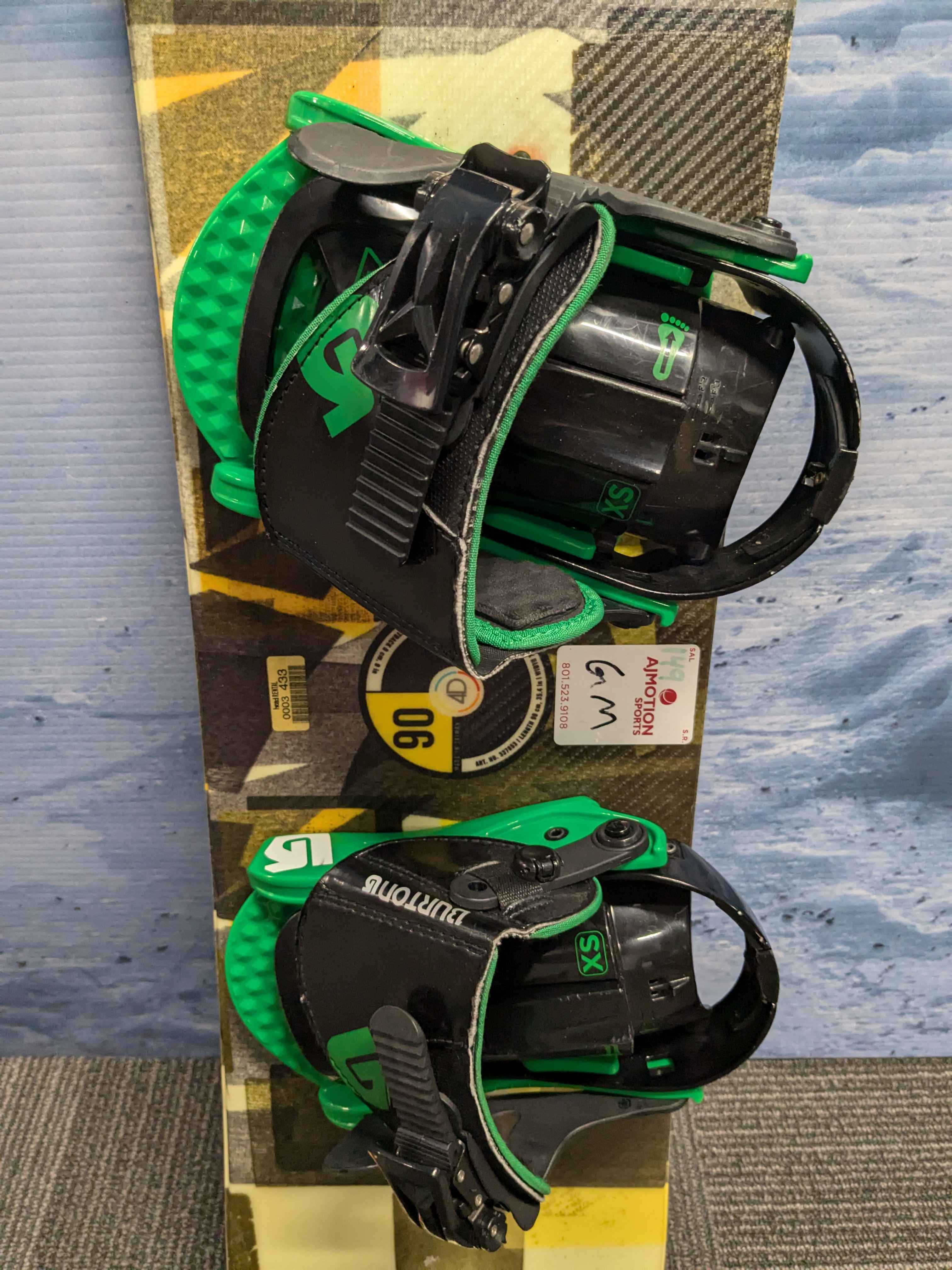 Used Head Rental Jr Snowboard 90cm With XS Bindings