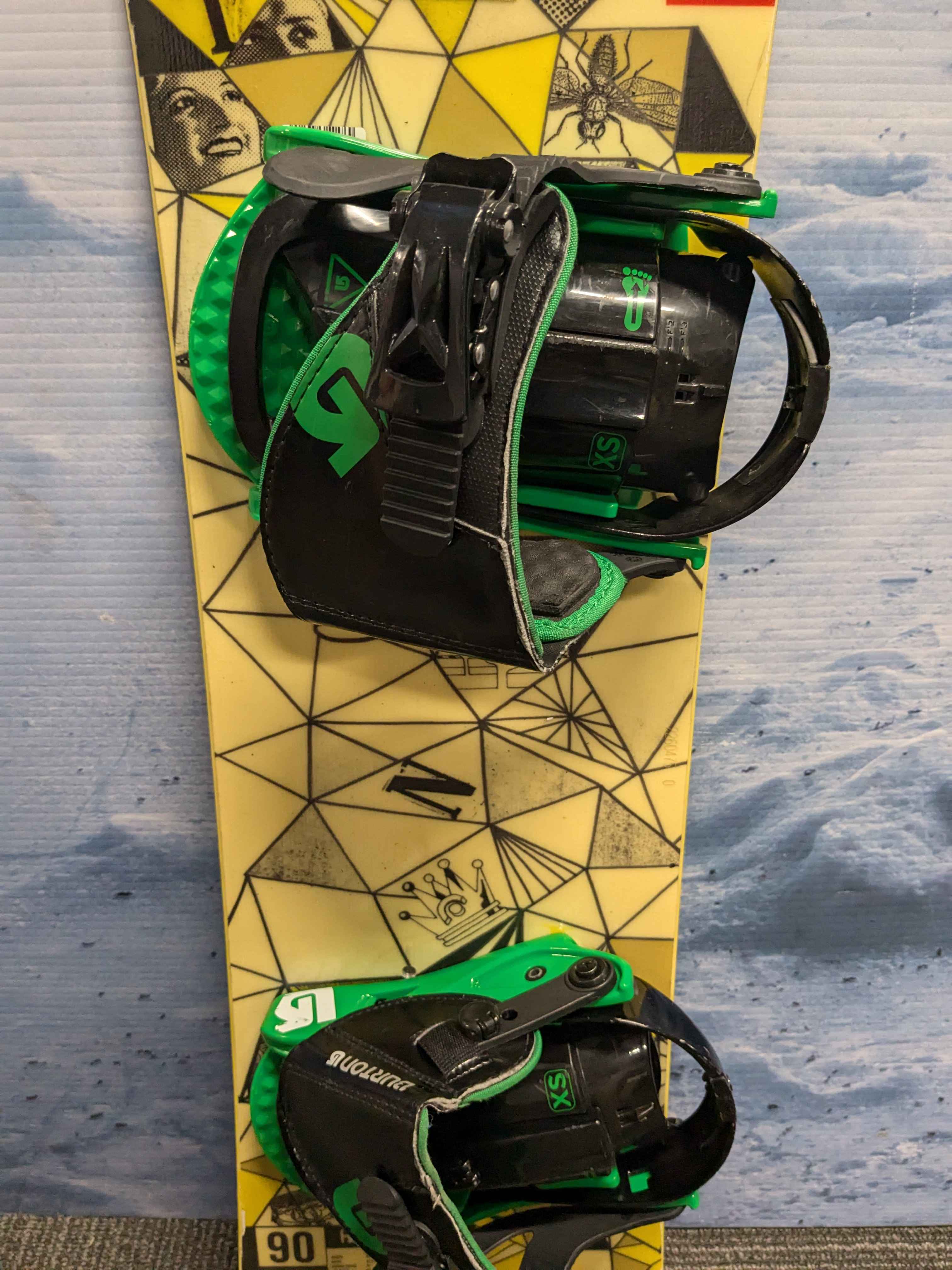 Used Head Tribute Kid R Rocka Jr Snowboard 90cm With XS Bindings