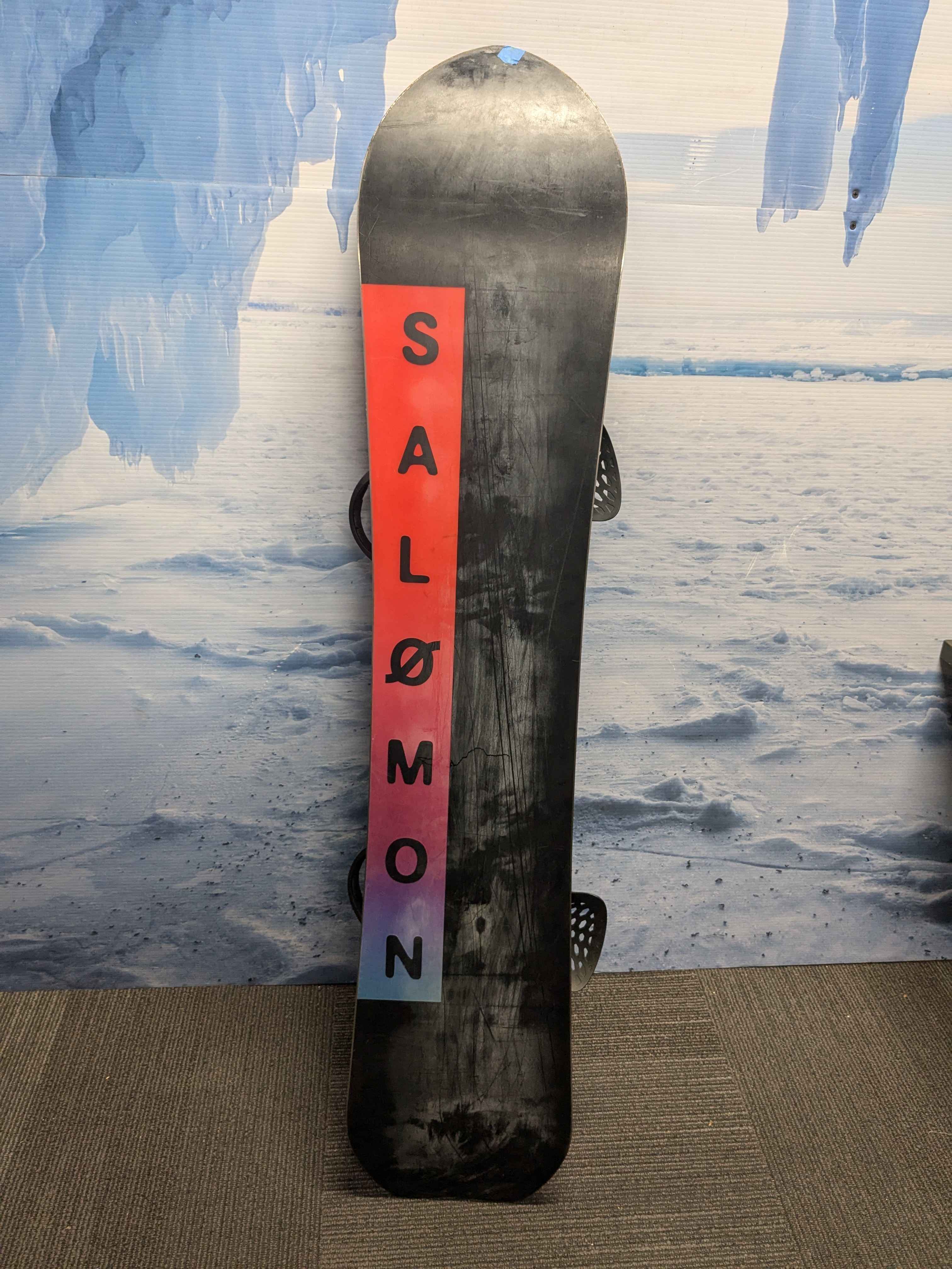 Used Salomon Pillow Talk Snowboard 145cm With Med Binding