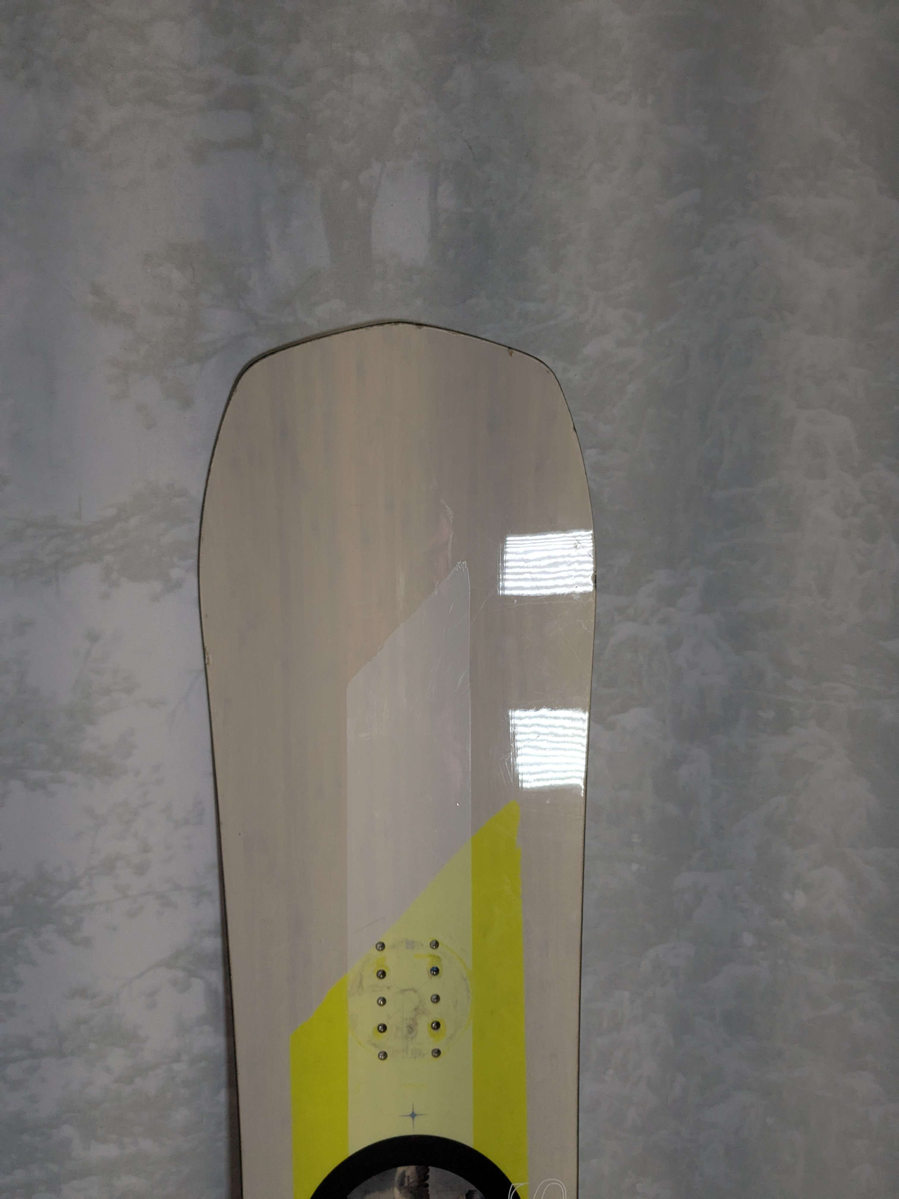 Used 2024 Salomon Assassin 153cm Snowboard