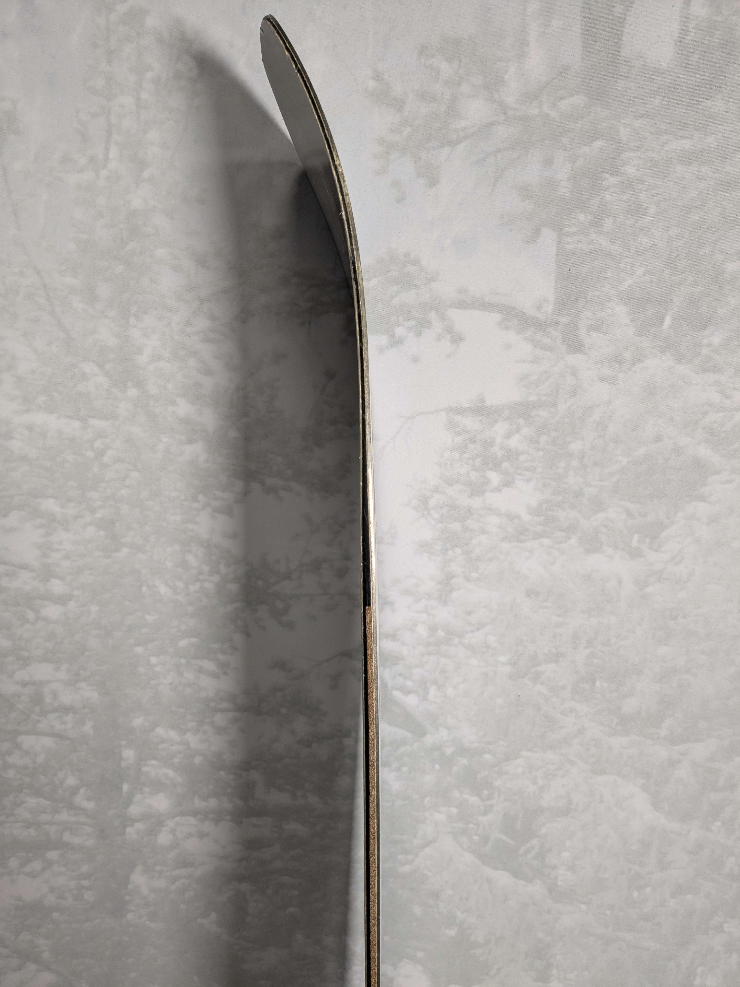Used 2024 Salomon Assassin 153cm Snowboard