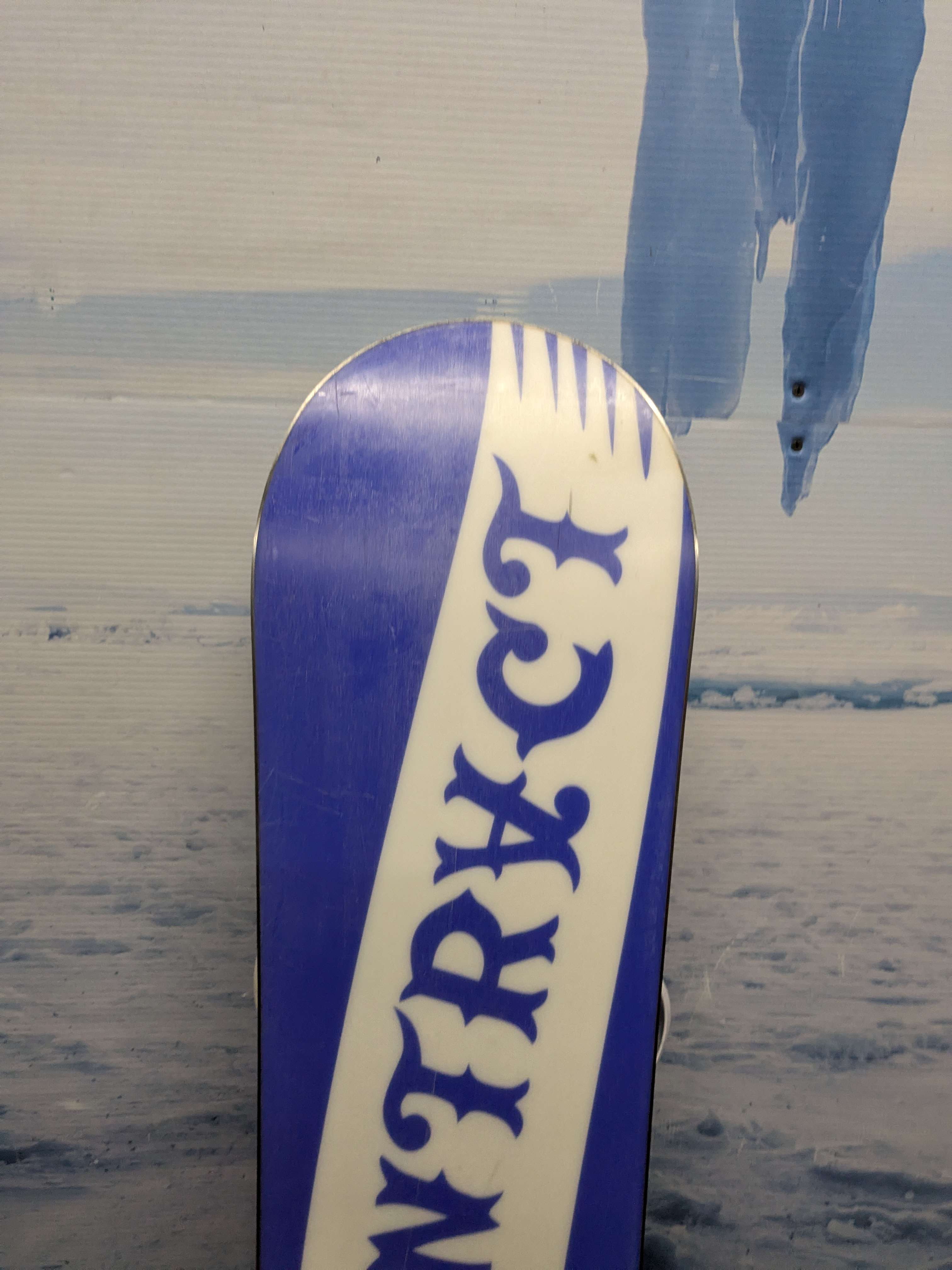 Used Contract Circus 135cm Snowboard W/ Small Head Binding