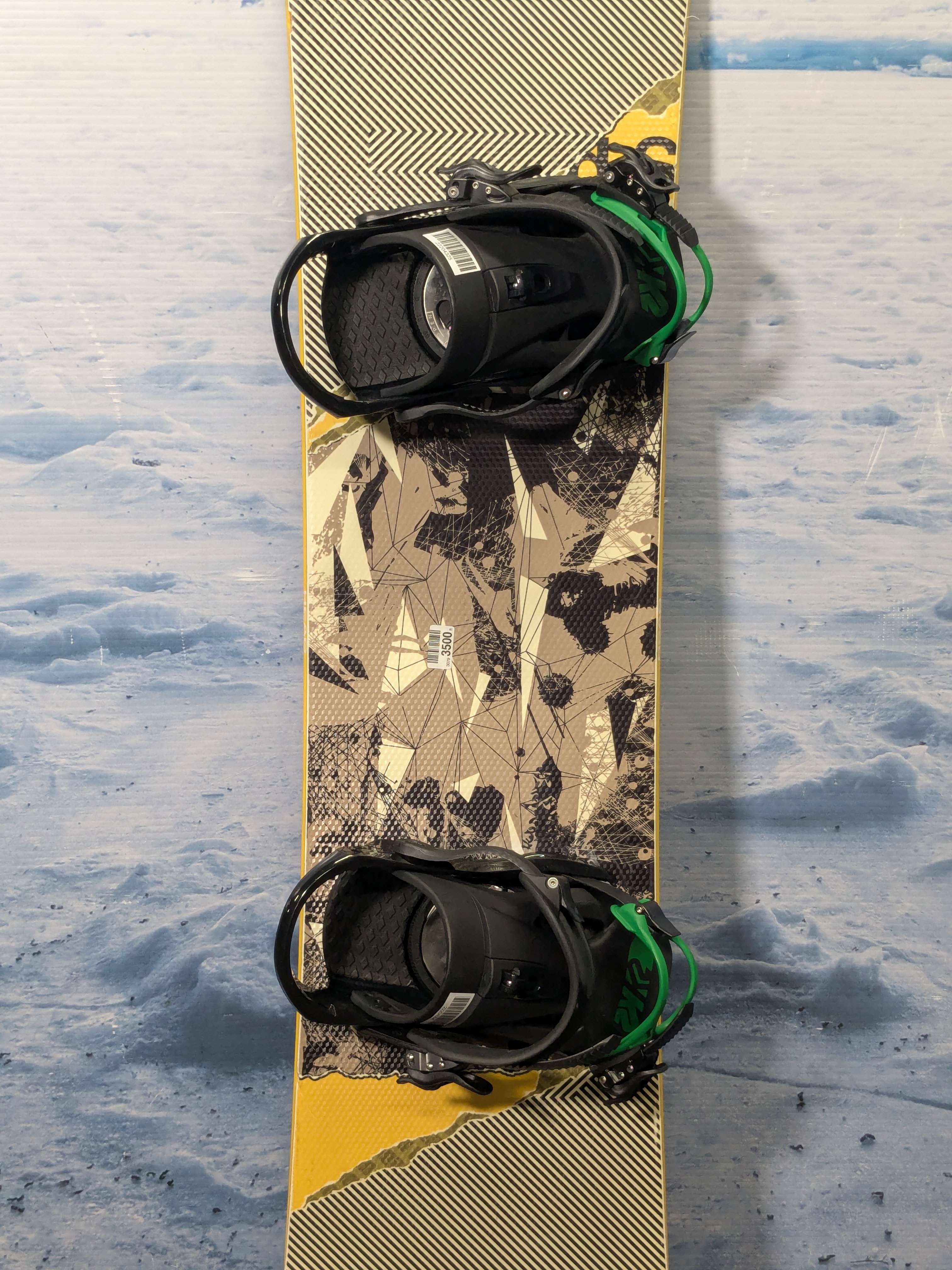 Used Head Tribute Cap Rocka 140cm Snowboard W/ Small K2 Binding