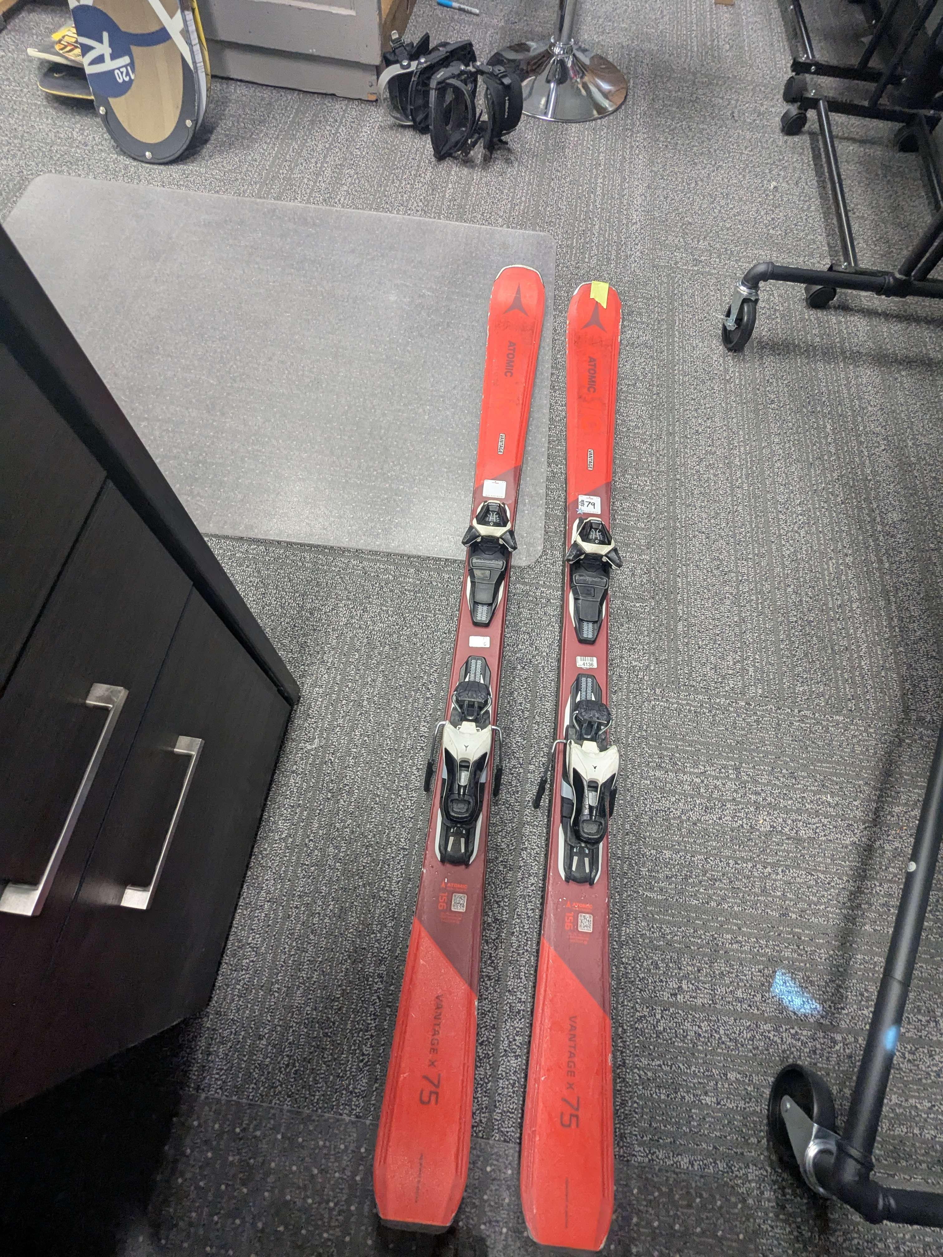 Used Atomic Vantage 75 156cm w/ Atomic Lithium 10 Adjustable Bindings