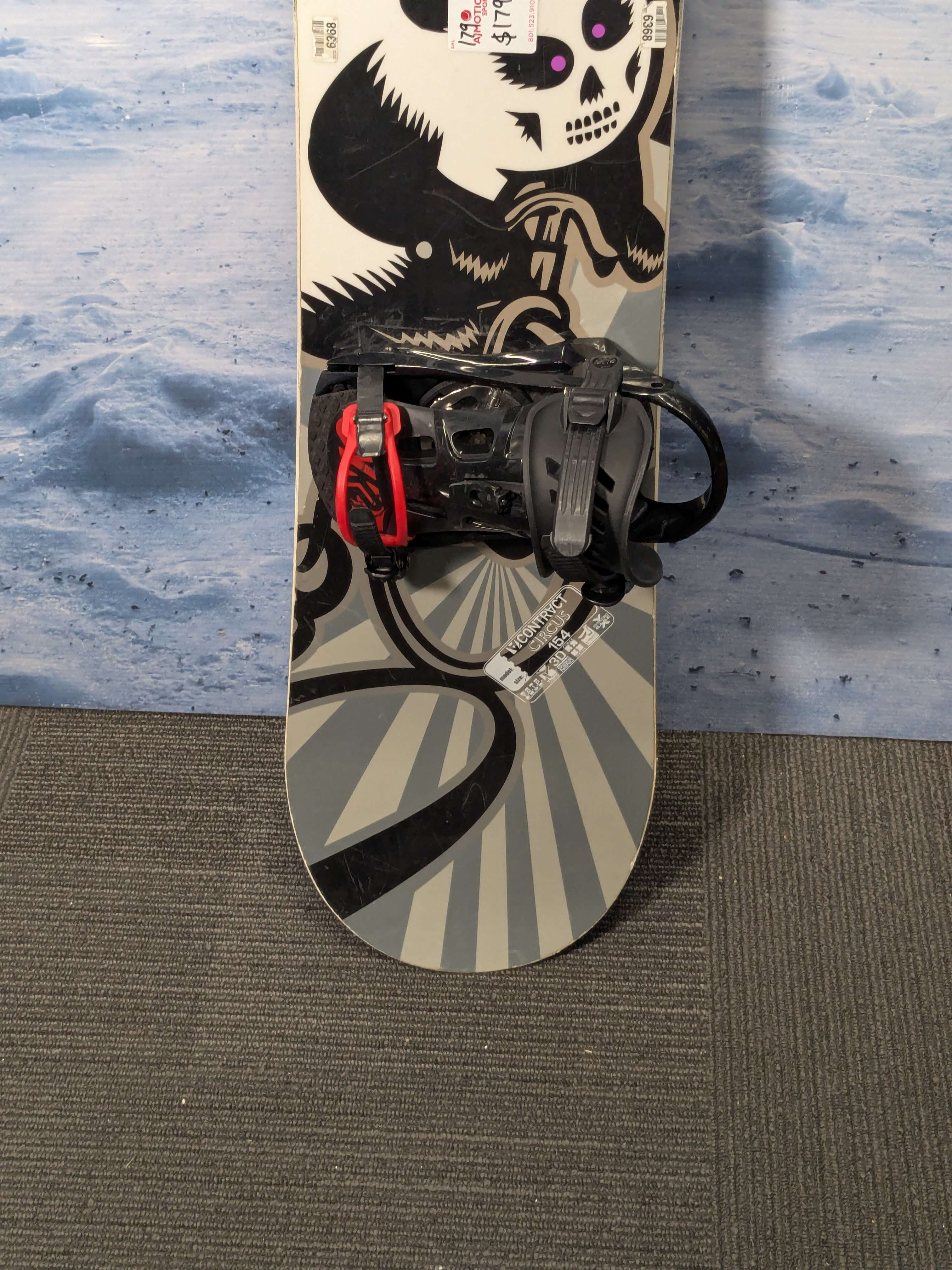 Used Contract Circus 154cm Snowboard W/ K2 Large Demo Binding