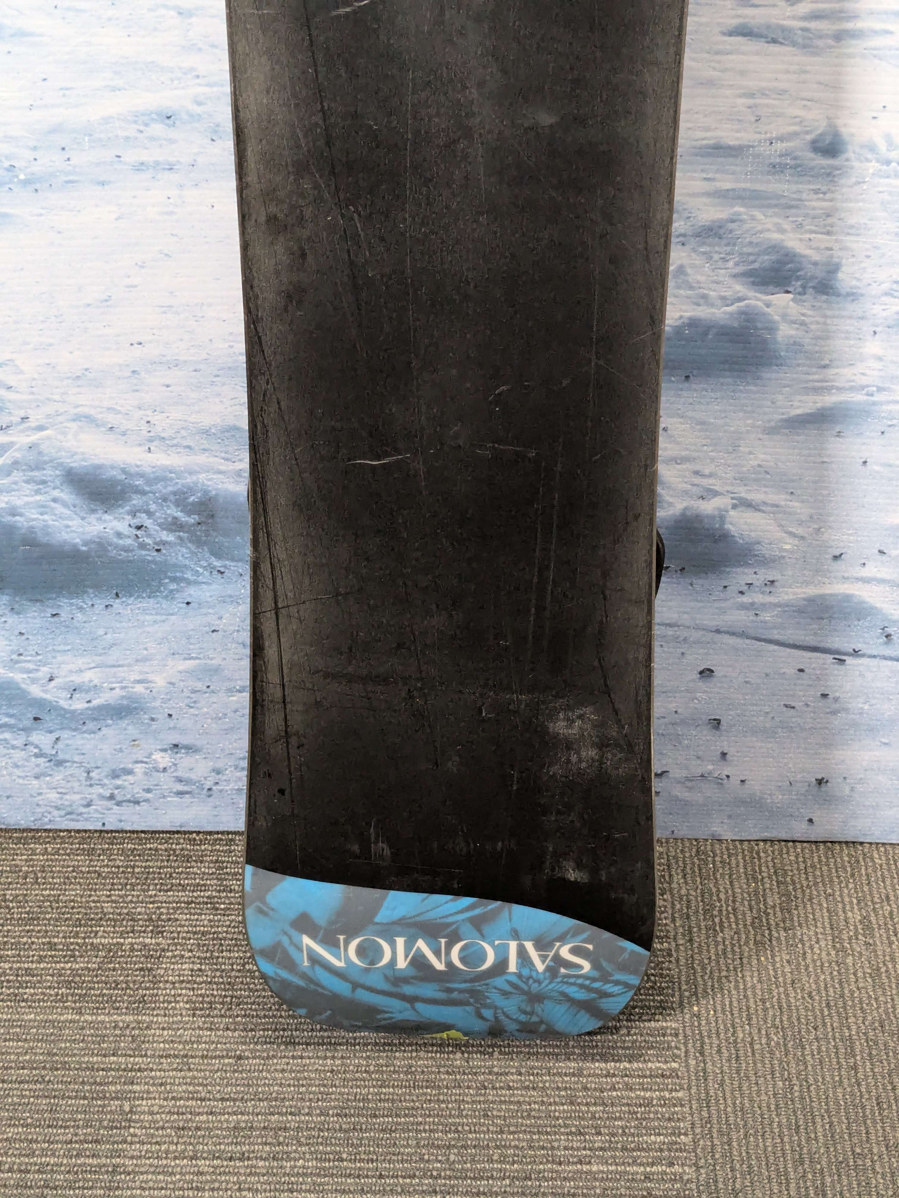 Used Salomon Wonder Snowboard 144cm W/ Small K2 Demo Binding