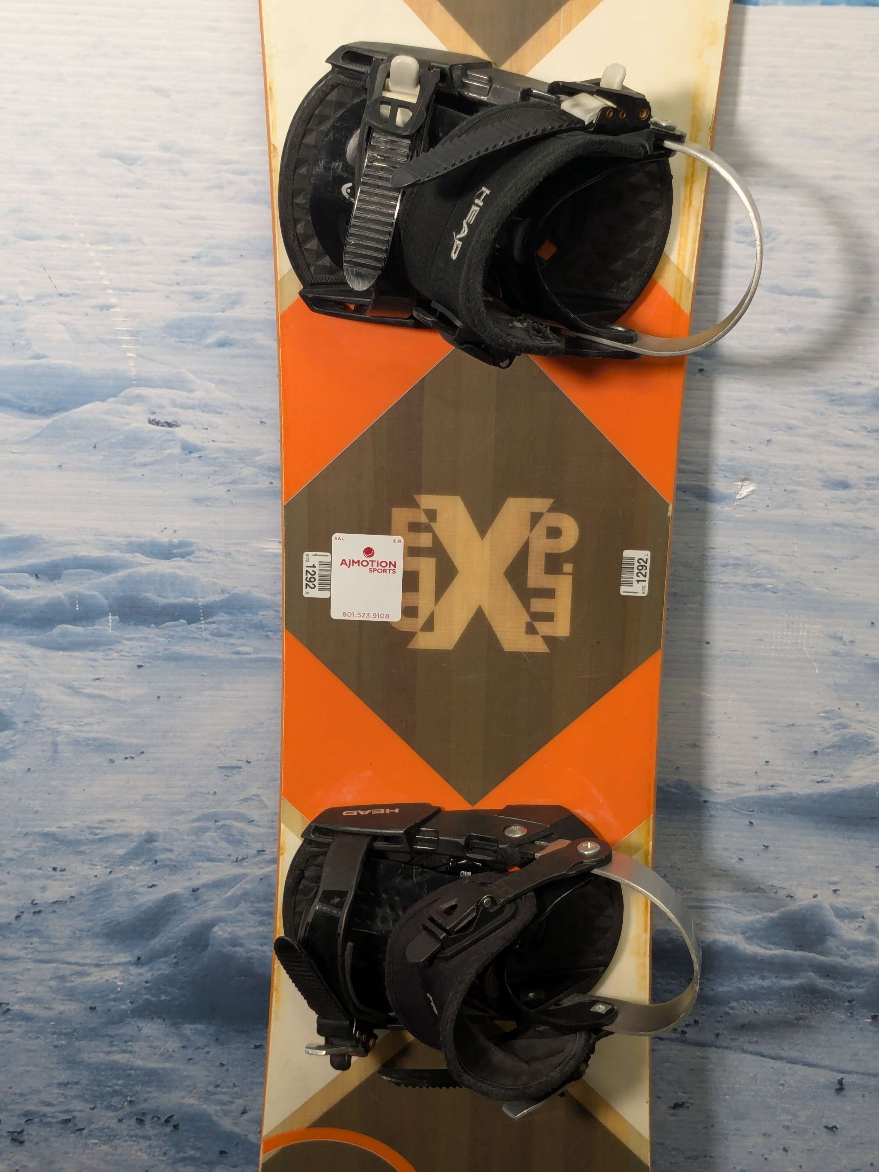 Heavily Used Rossingnol EXP W 140cm Snowboard W/ Head Small Binding