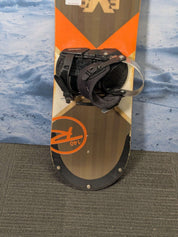 Heavily Used Rossingnol EXP W 140cm Snowboard W/ Head Small Binding