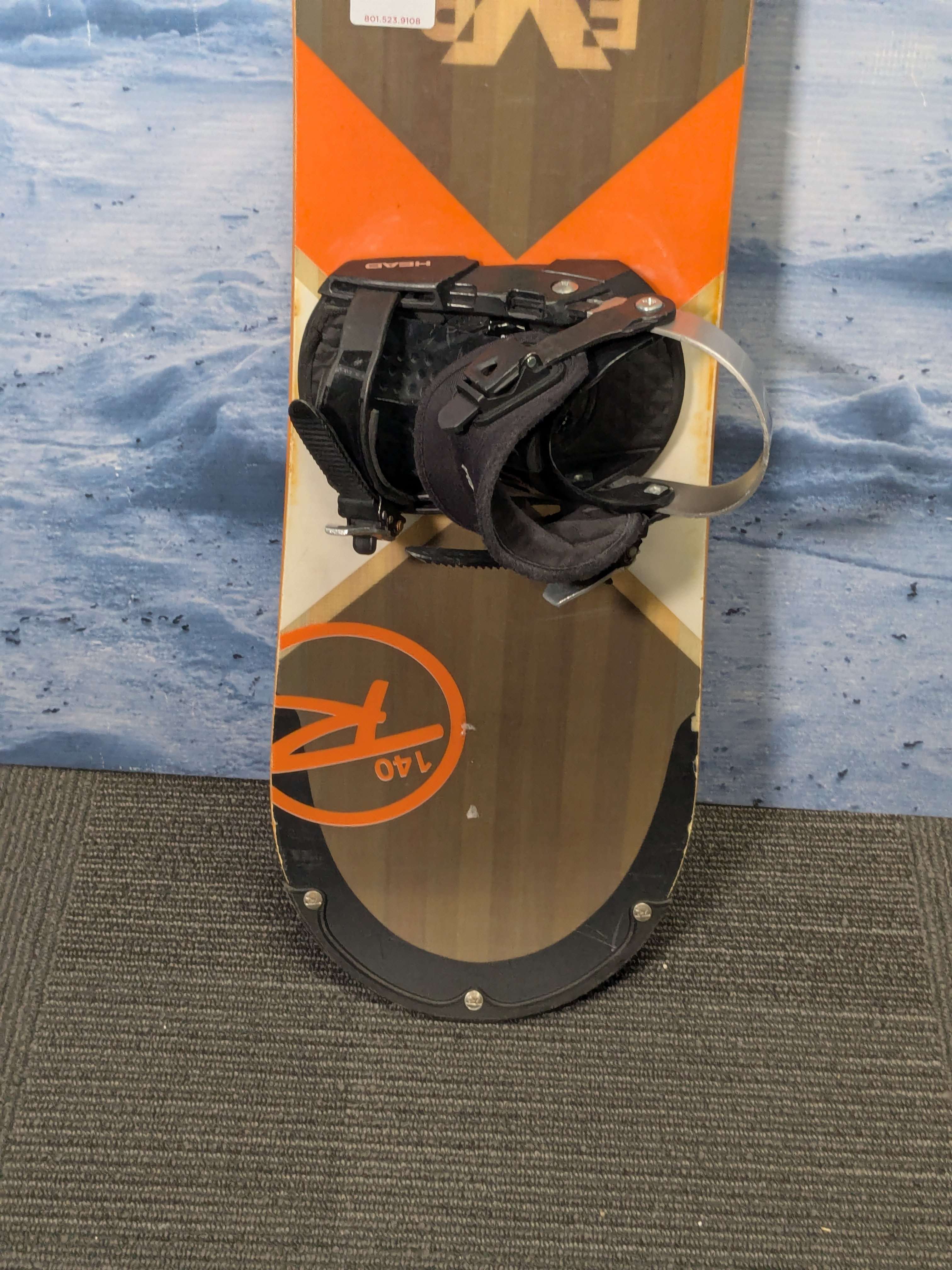 Heavily Used Rossingnol EXP W 140cm Snowboard W/ Head Small Binding