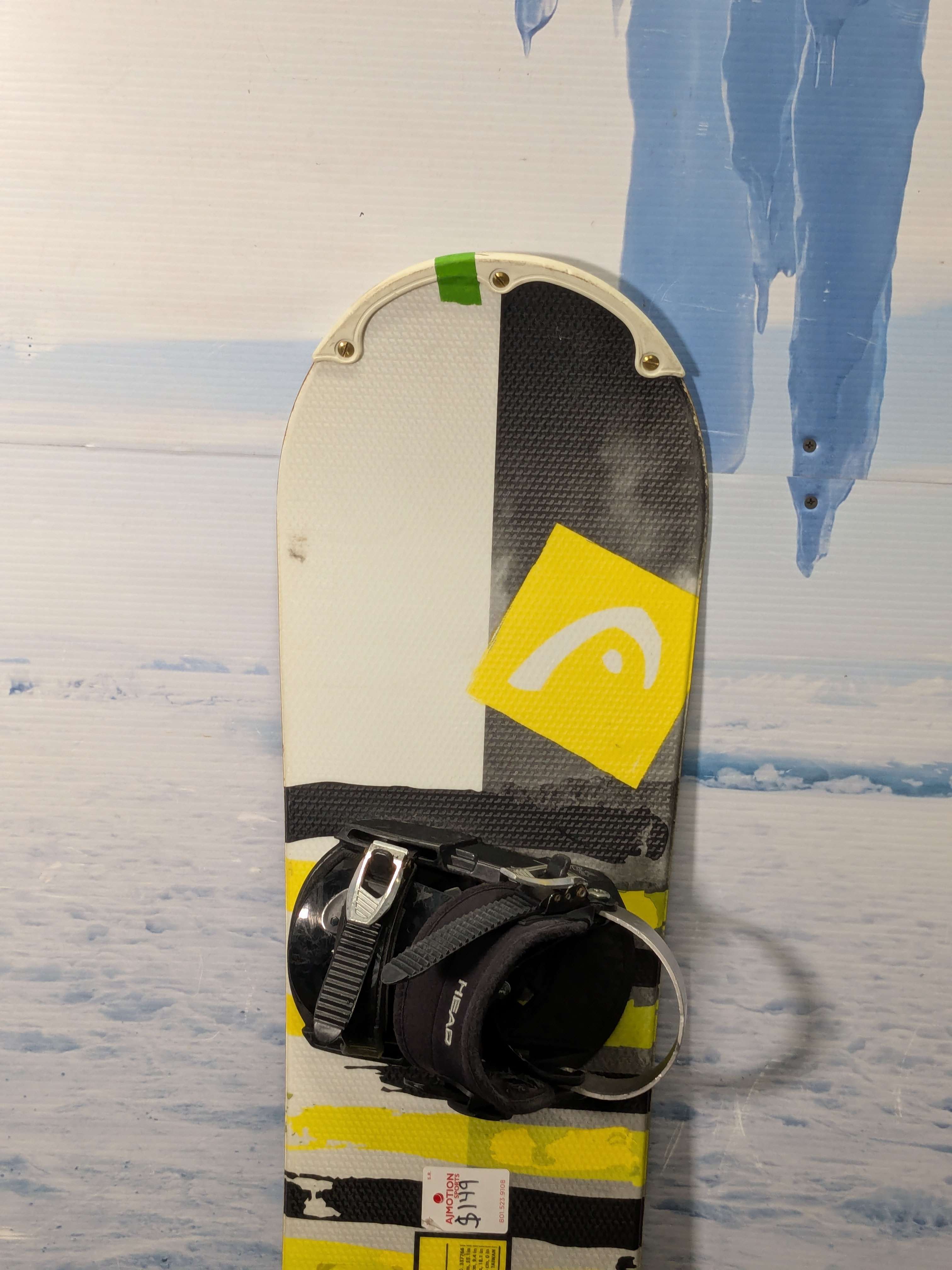 Heavily Used Head Rocka 4D 140cm Snowboard W/ Head Small Binding