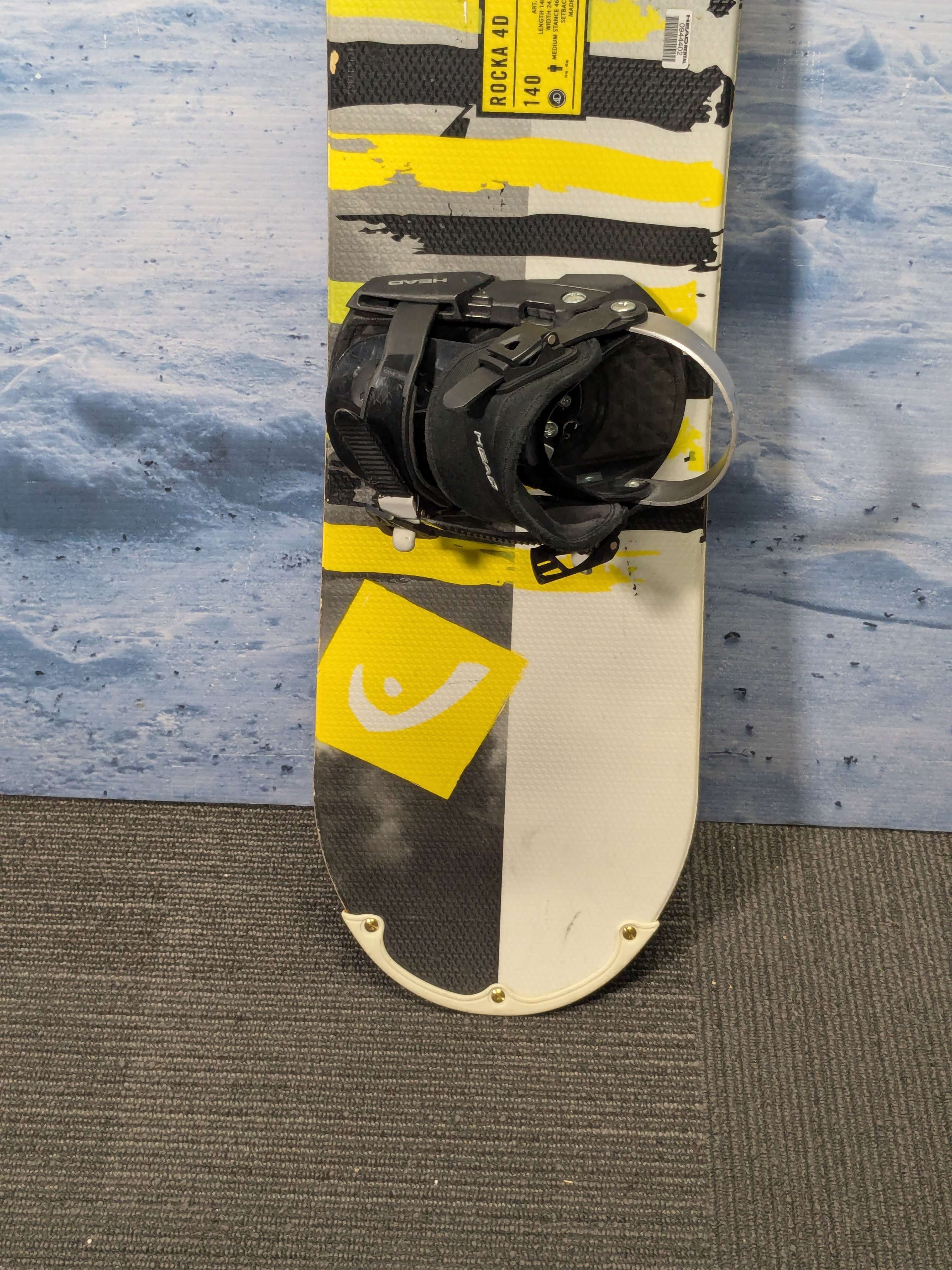 Heavily Used Head Rocka 4D 140cm Snowboard W/ Head Small Binding