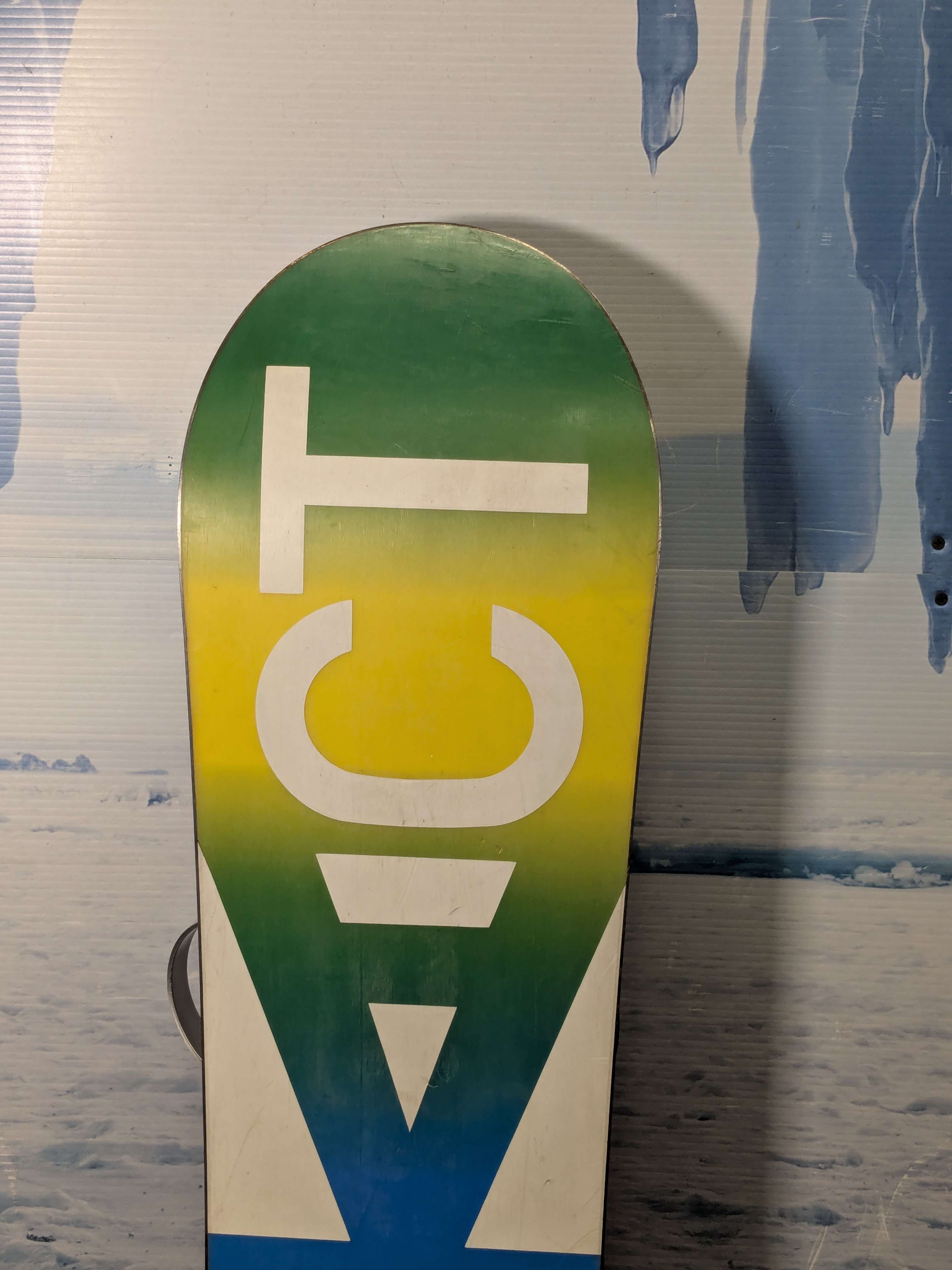 Used Contract Cobra 146cm Snowboard W/ Head Medium Binding
