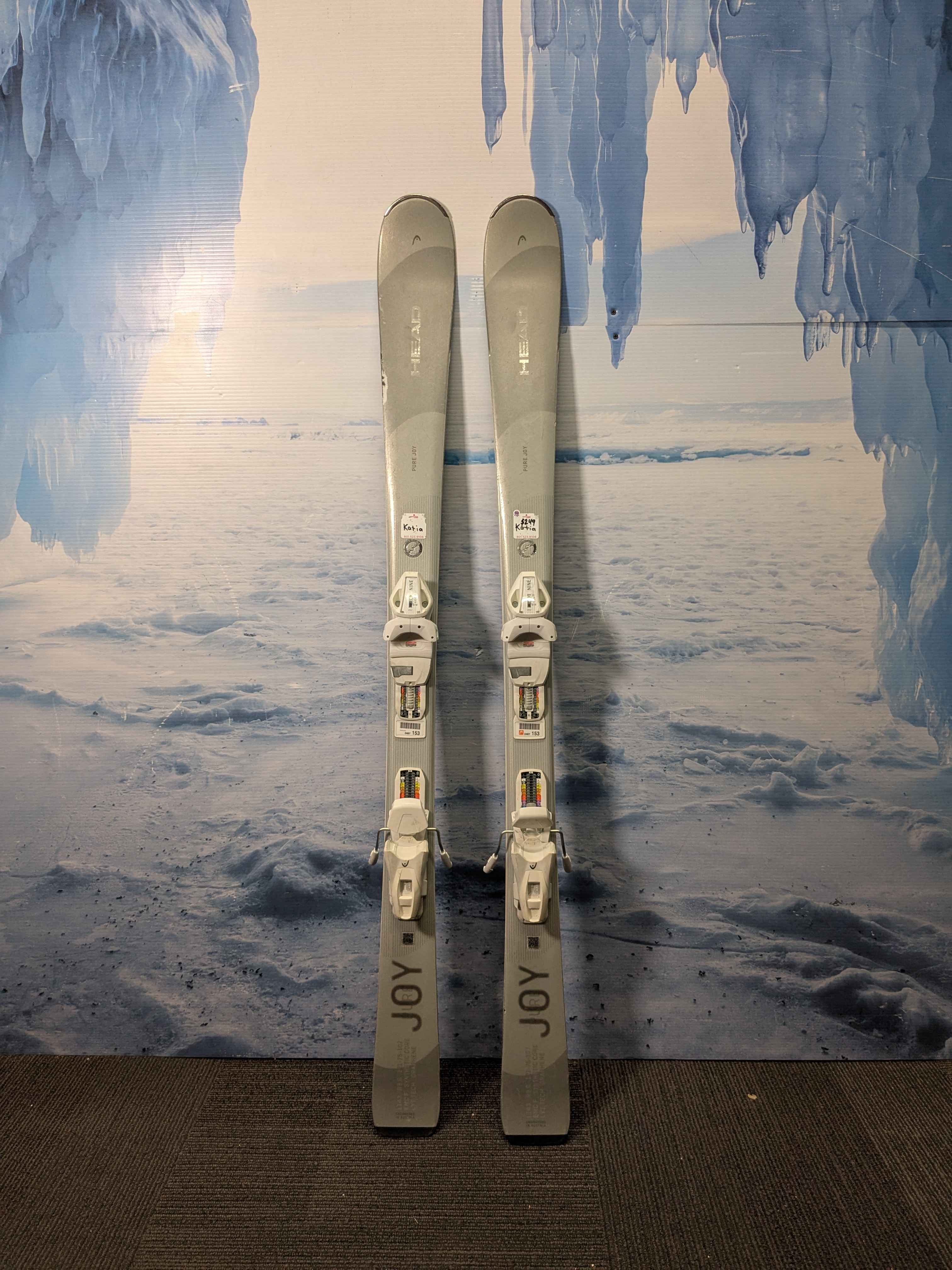 Used Head Pure Joy 143 Cm Skis w/ Tyrolia Joy 9 Demo Bindings
