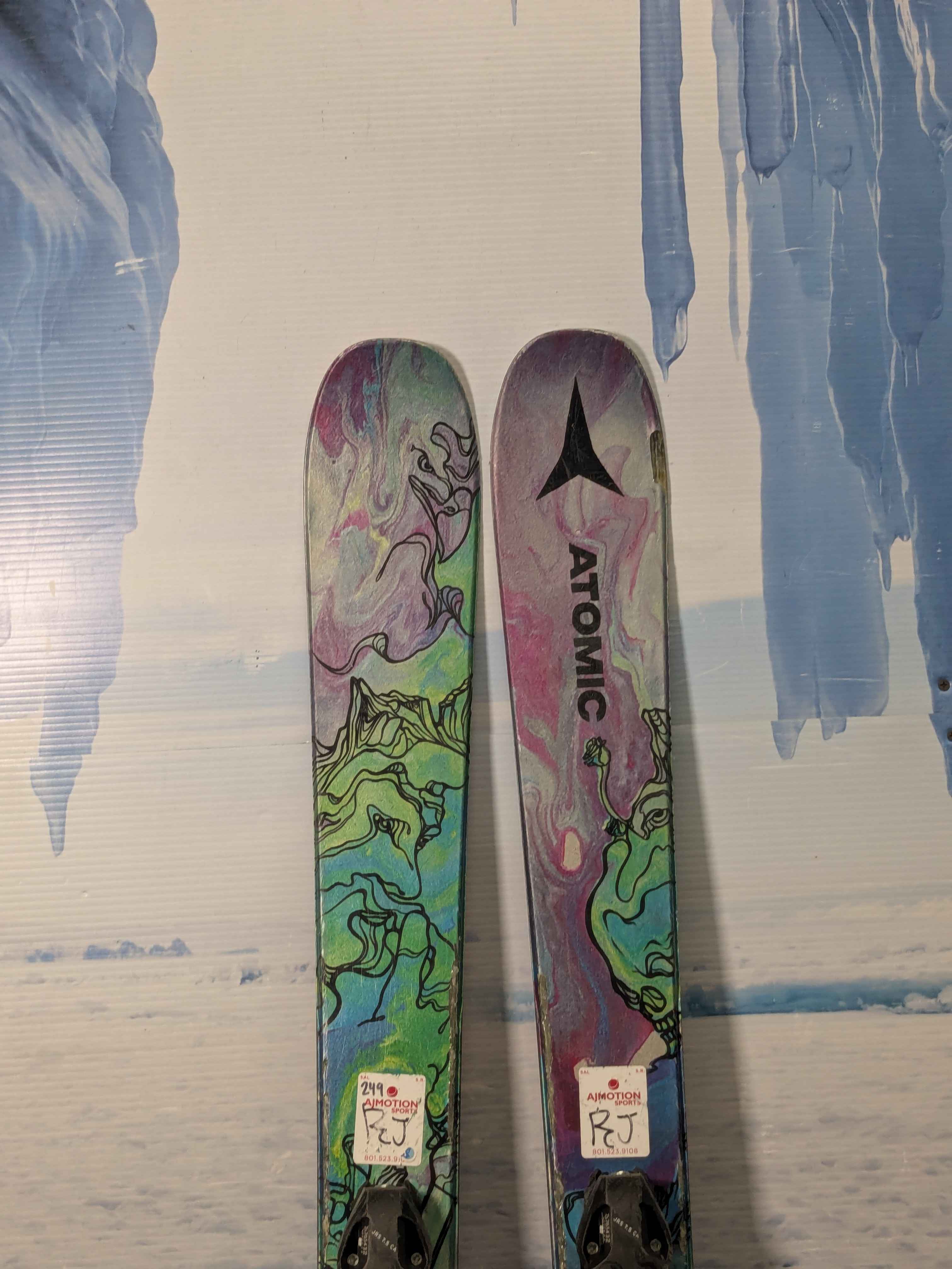 Used Atomic Bent Chetler Jr 153cm ski w/ Tyrolia JRS 7.5 CA GW Demo Bindings
