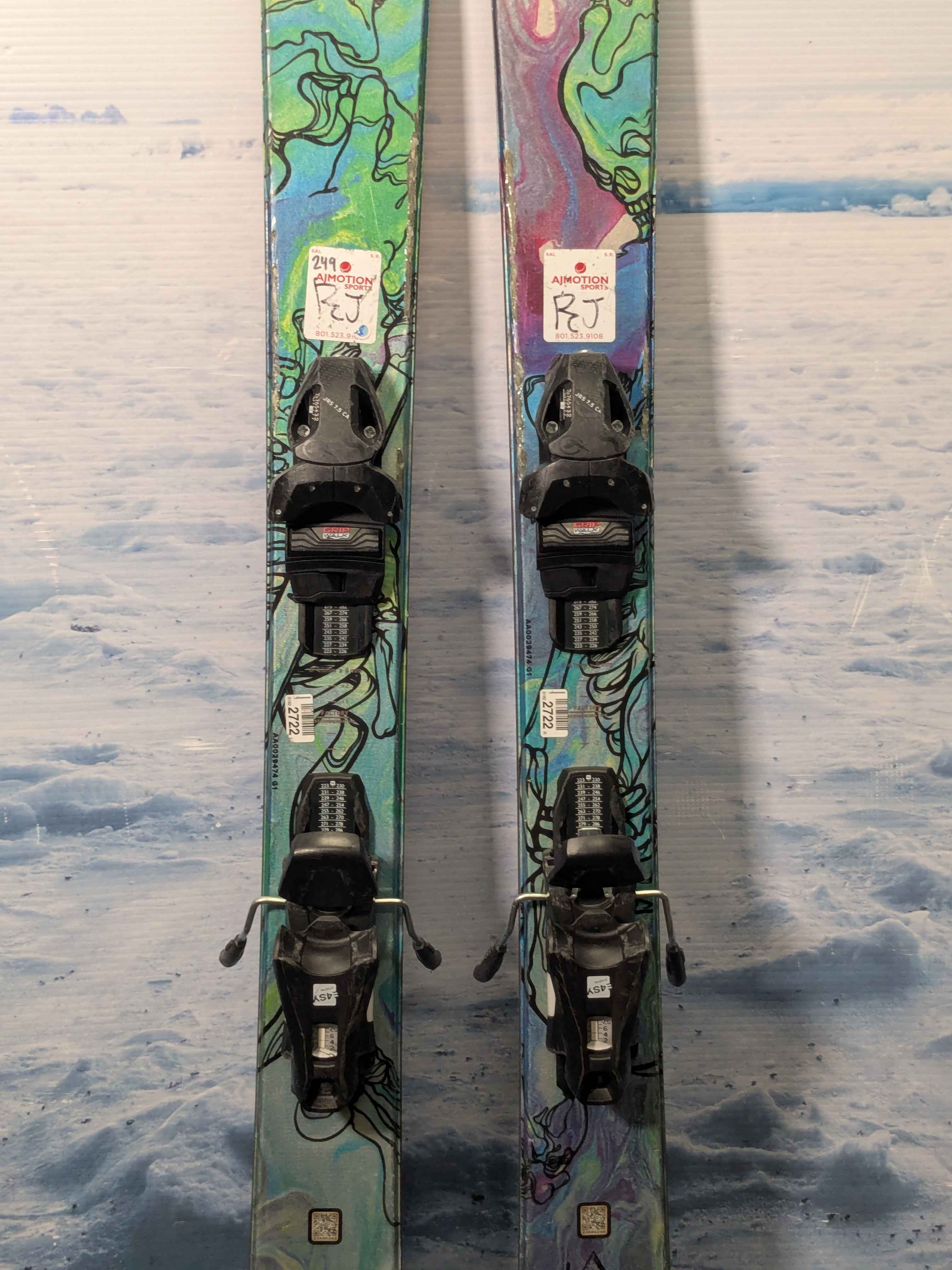Used Atomic Bent Chetler Jr 153cm ski w/ Tyrolia JRS 7.5 CA GW Demo Bindings