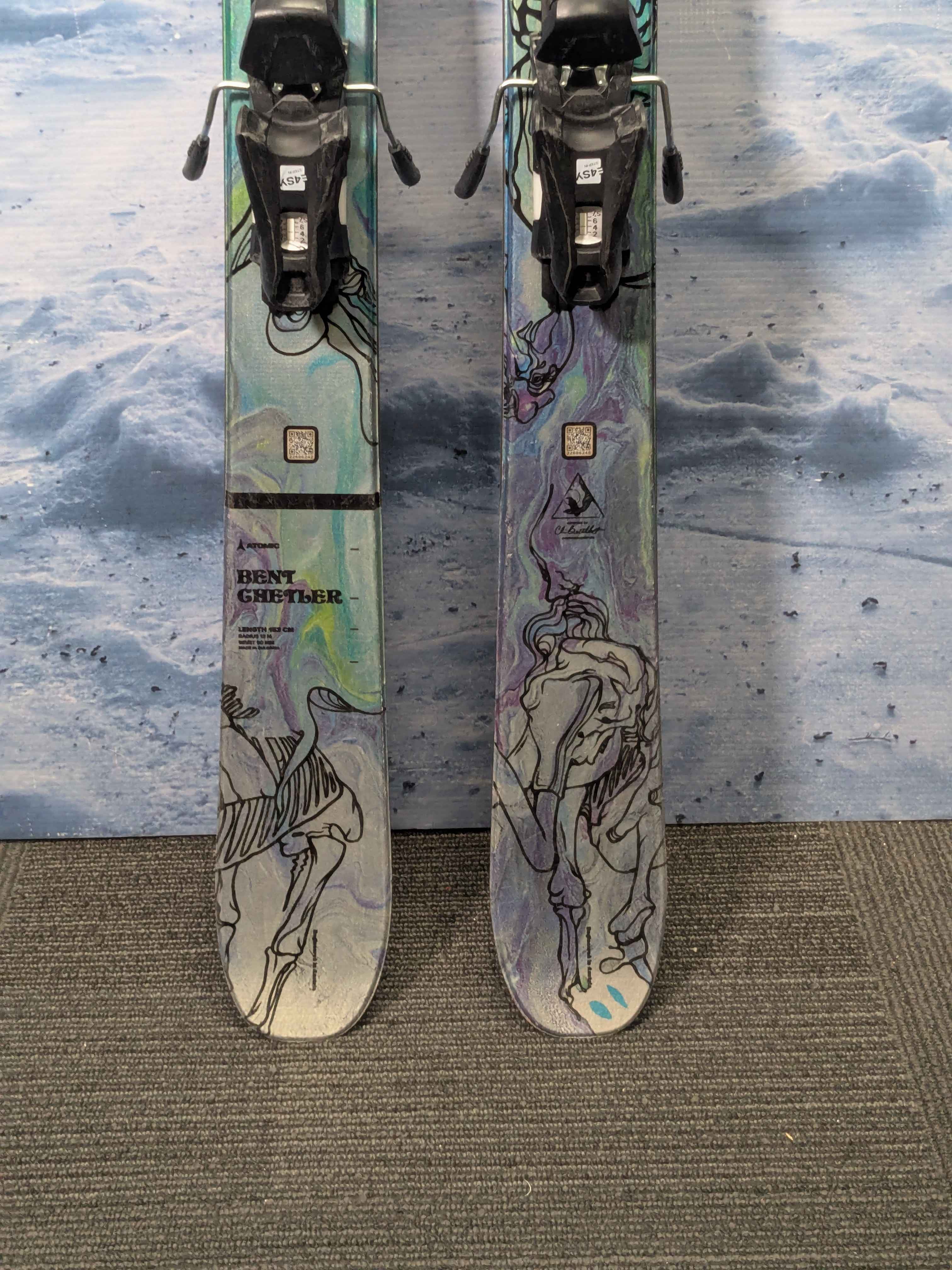 Used Atomic Bent Chetler Jr 153cm ski w/ Tyrolia JRS 7.5 CA GW Demo Bindings