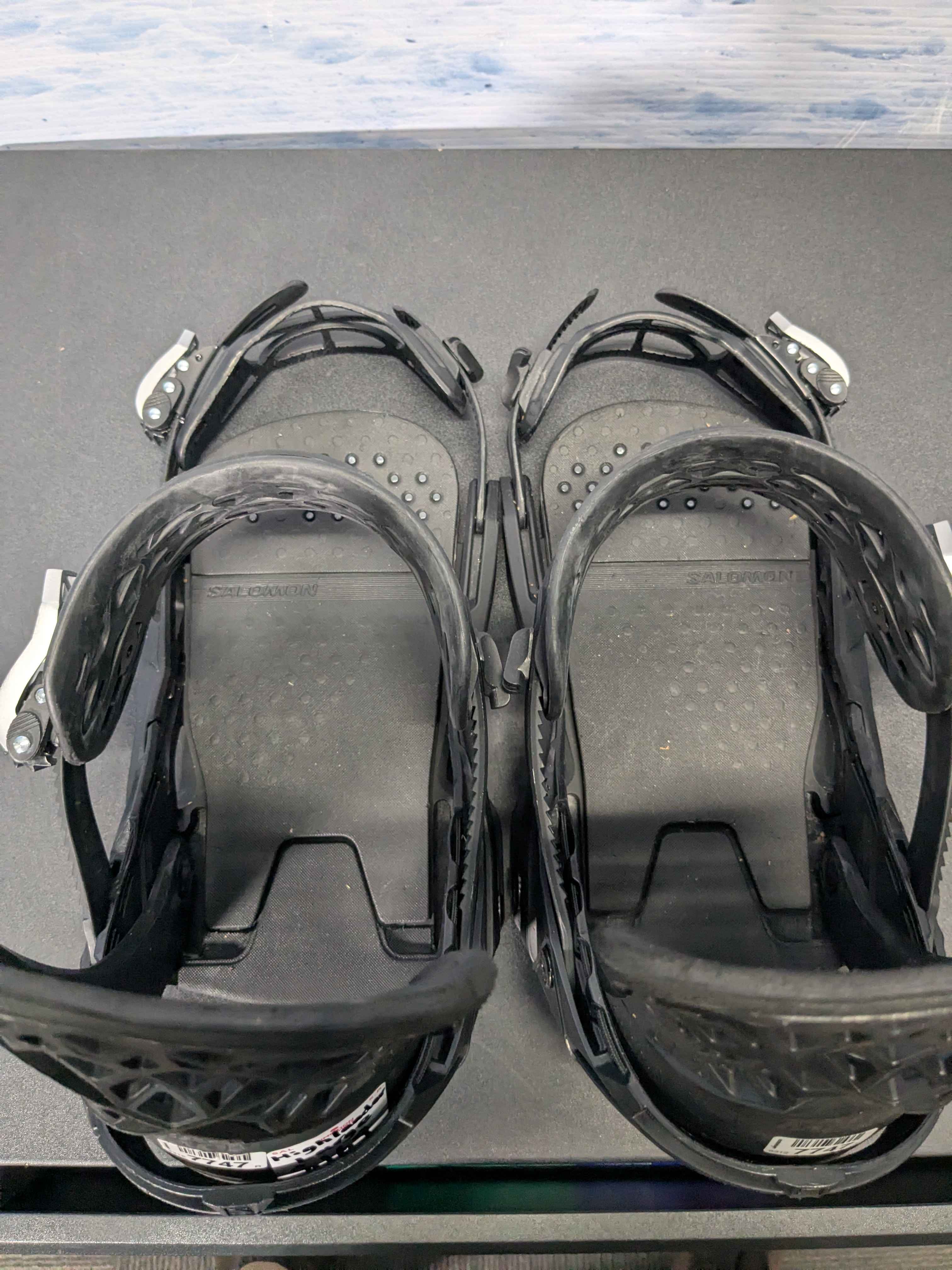 Lightly Used Salomon Highlander Large Black Snowboard Binding