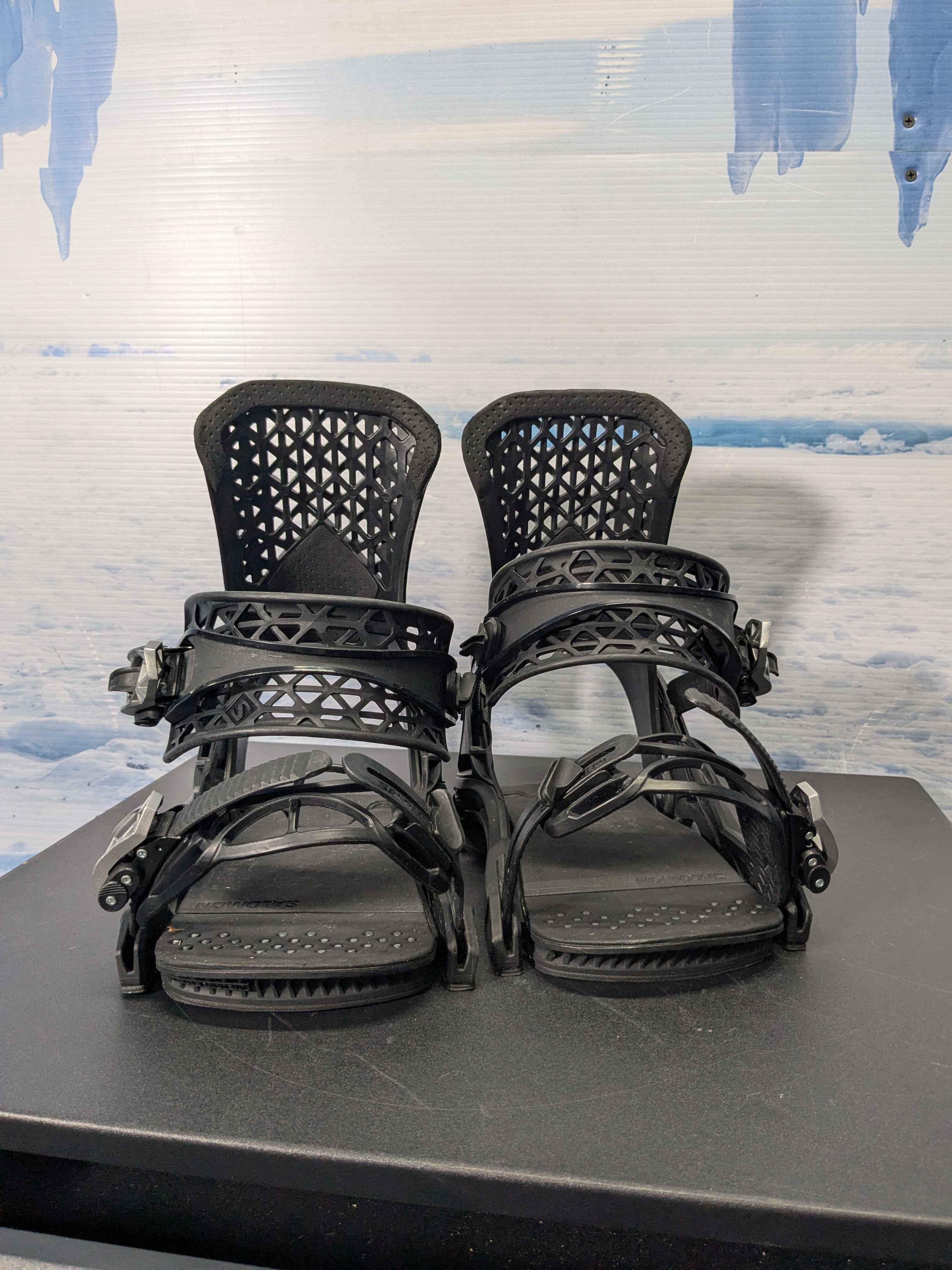 Lightly Used Salomon Highlander Large Black Snowboard Binding