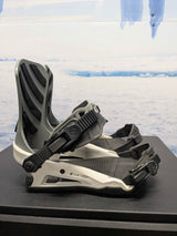 Used Ride C-8 Medium Gray/White Snowboard Binding