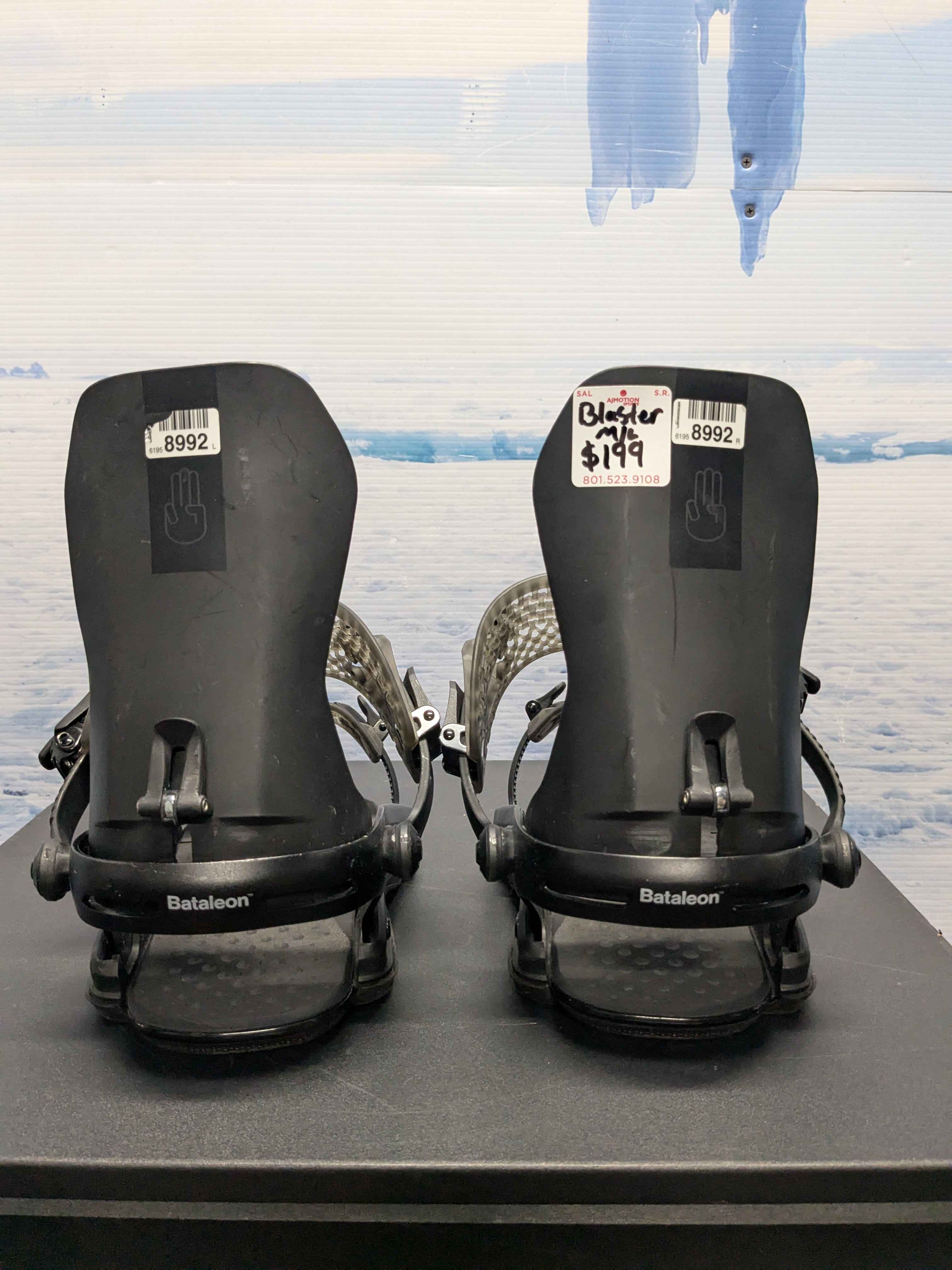 Lightly Used Bataleon Blaster Medium/Large Black Snowboard Binding