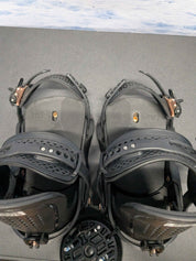 Lightly Used Union Trilogy Medium Black Snowboard Binding