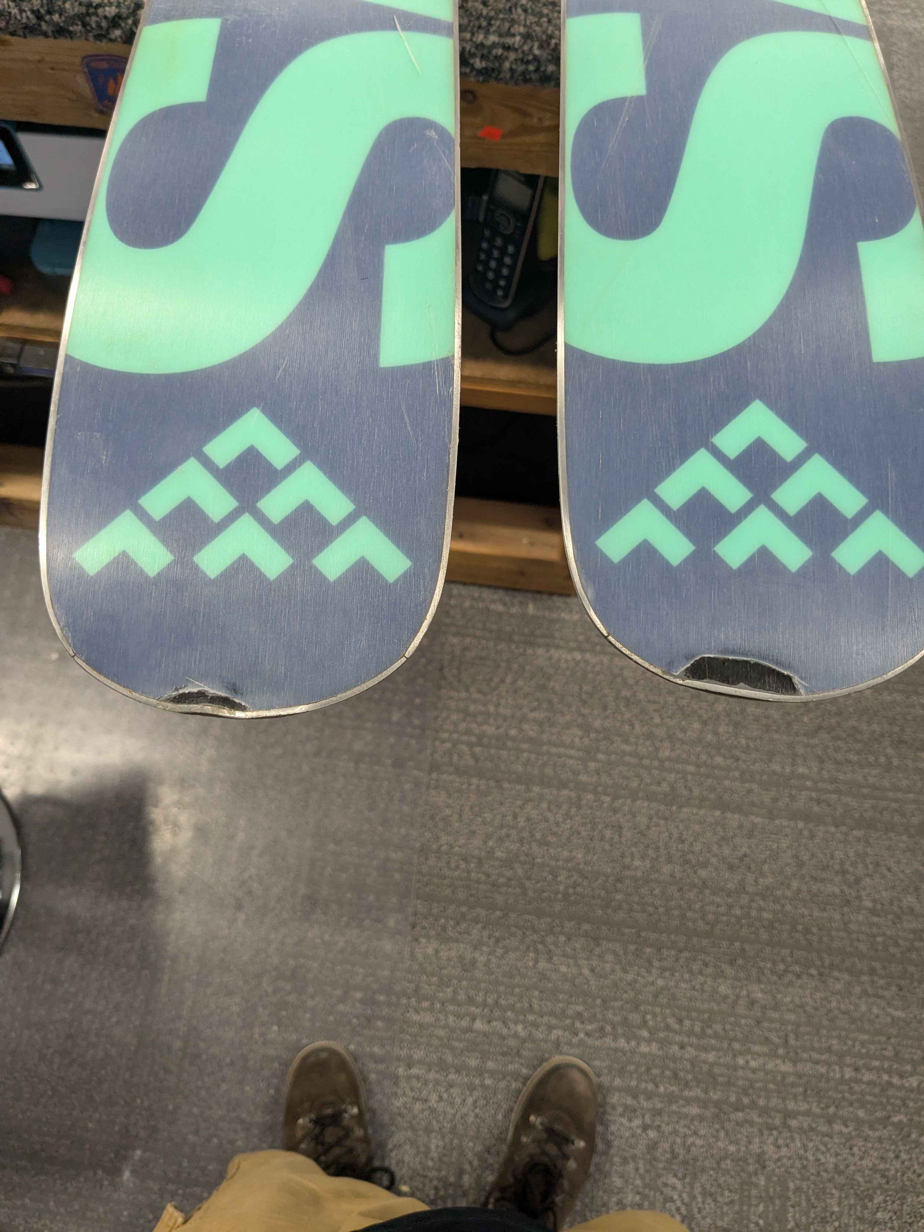 Heavily Used 2025 Black Crow Atris 184cm Ski w/ Tyrolia Attack LYT 13 GW Bindings