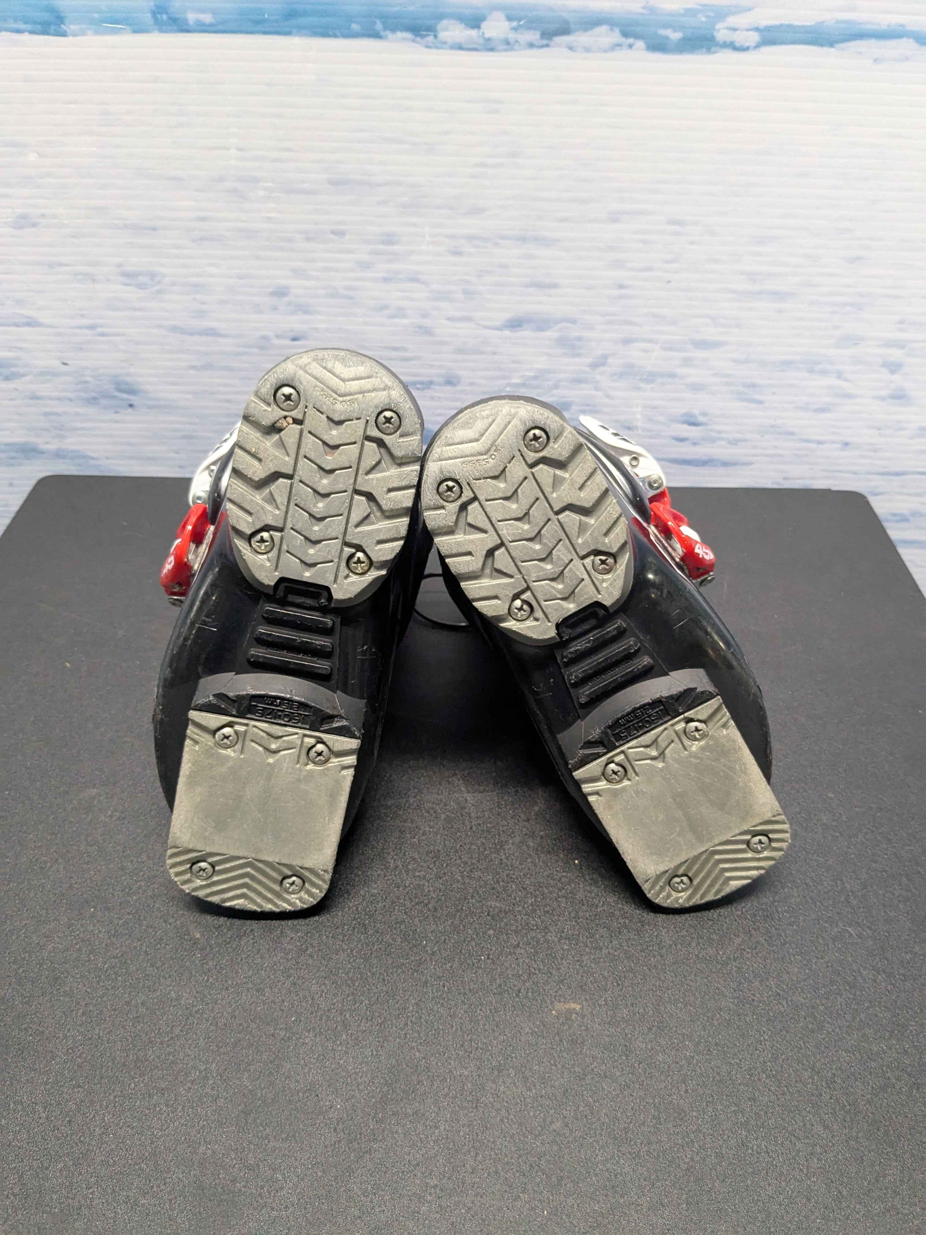 Used Nordica Team 2 Firearrow Youth Ski Boot - 17.5MP