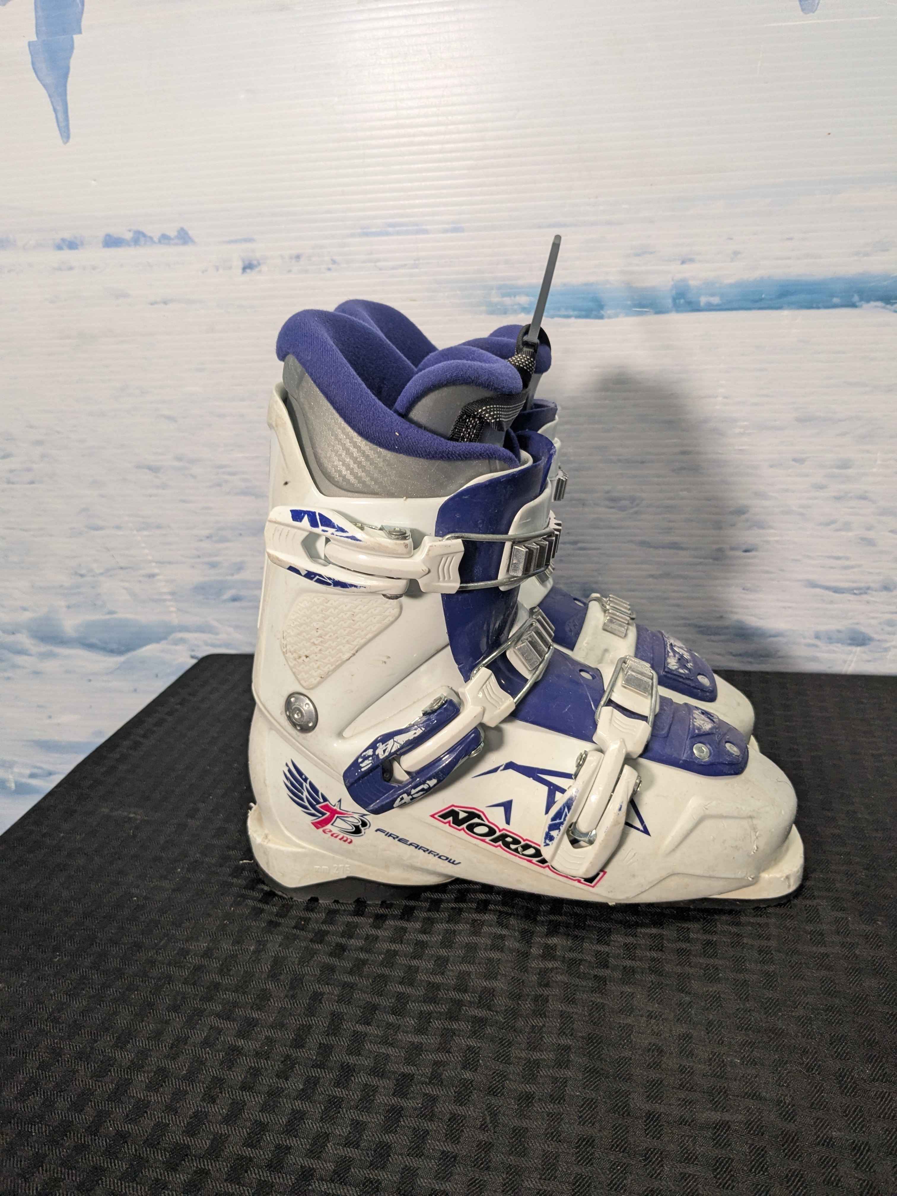 Used Nordica Team 3 Firearrow Ski Boot - 23MP