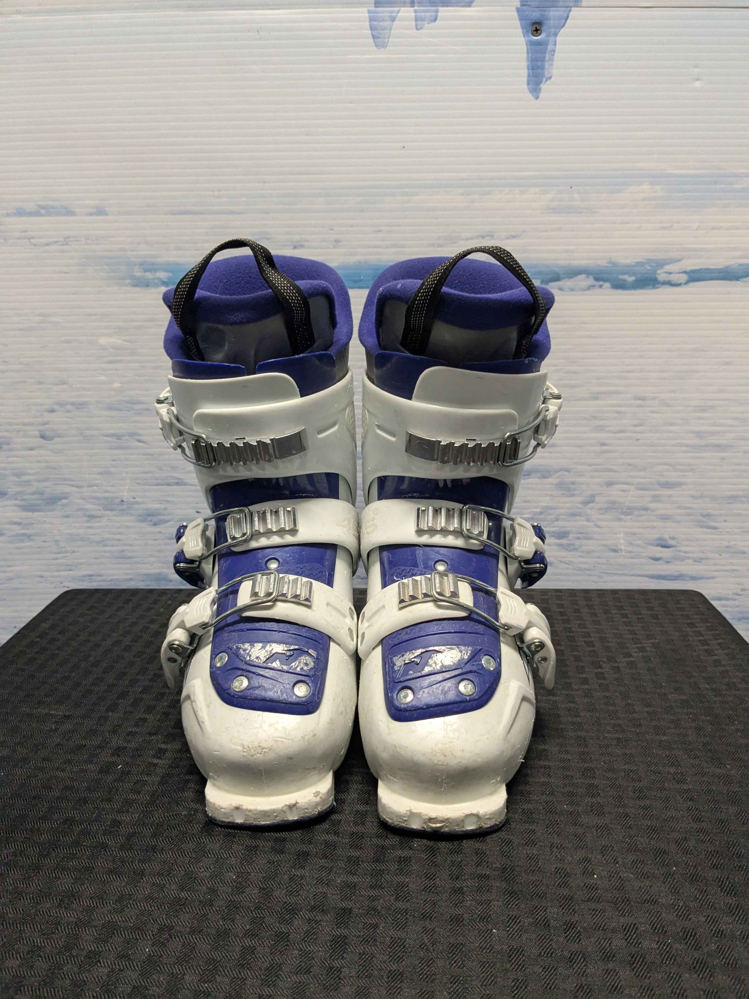 Used Nordica Team 3 Firearrow Kids Ski Boot 21.5MP