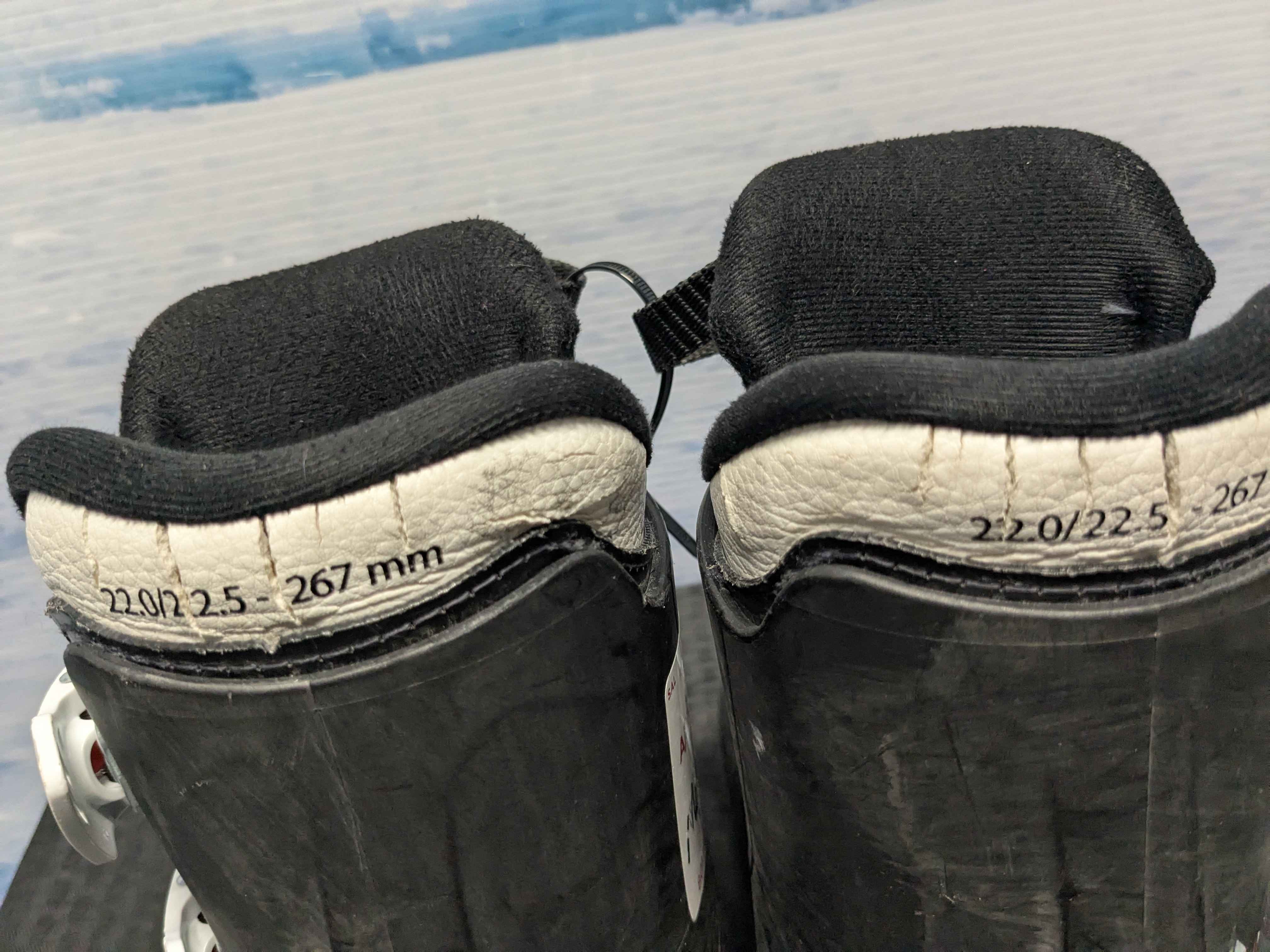 Used Atomic Waymaker JR 3 22.5 Ski Boot