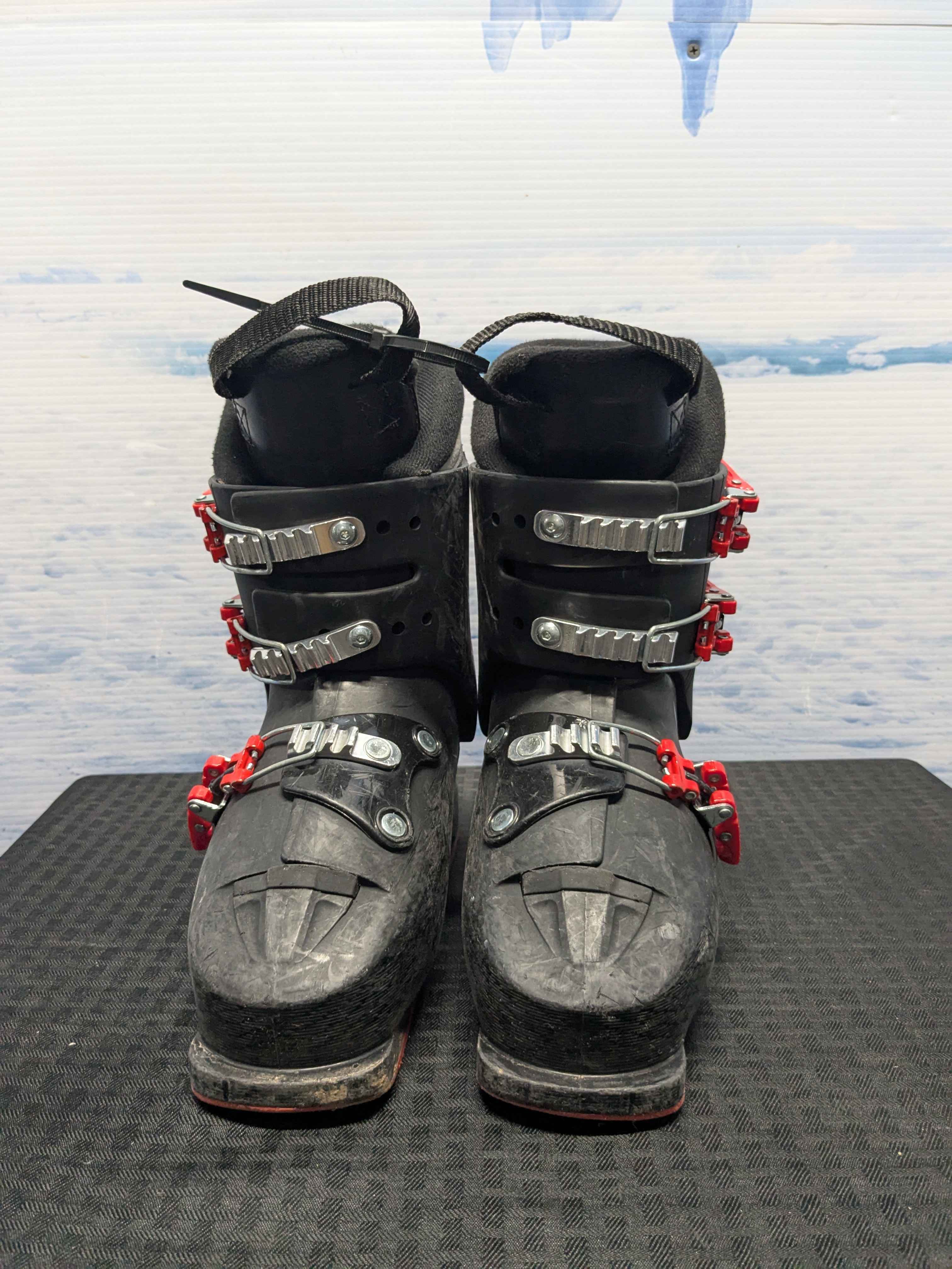 Used Atomic Waymaker JR 3 22.5 Ski Boot