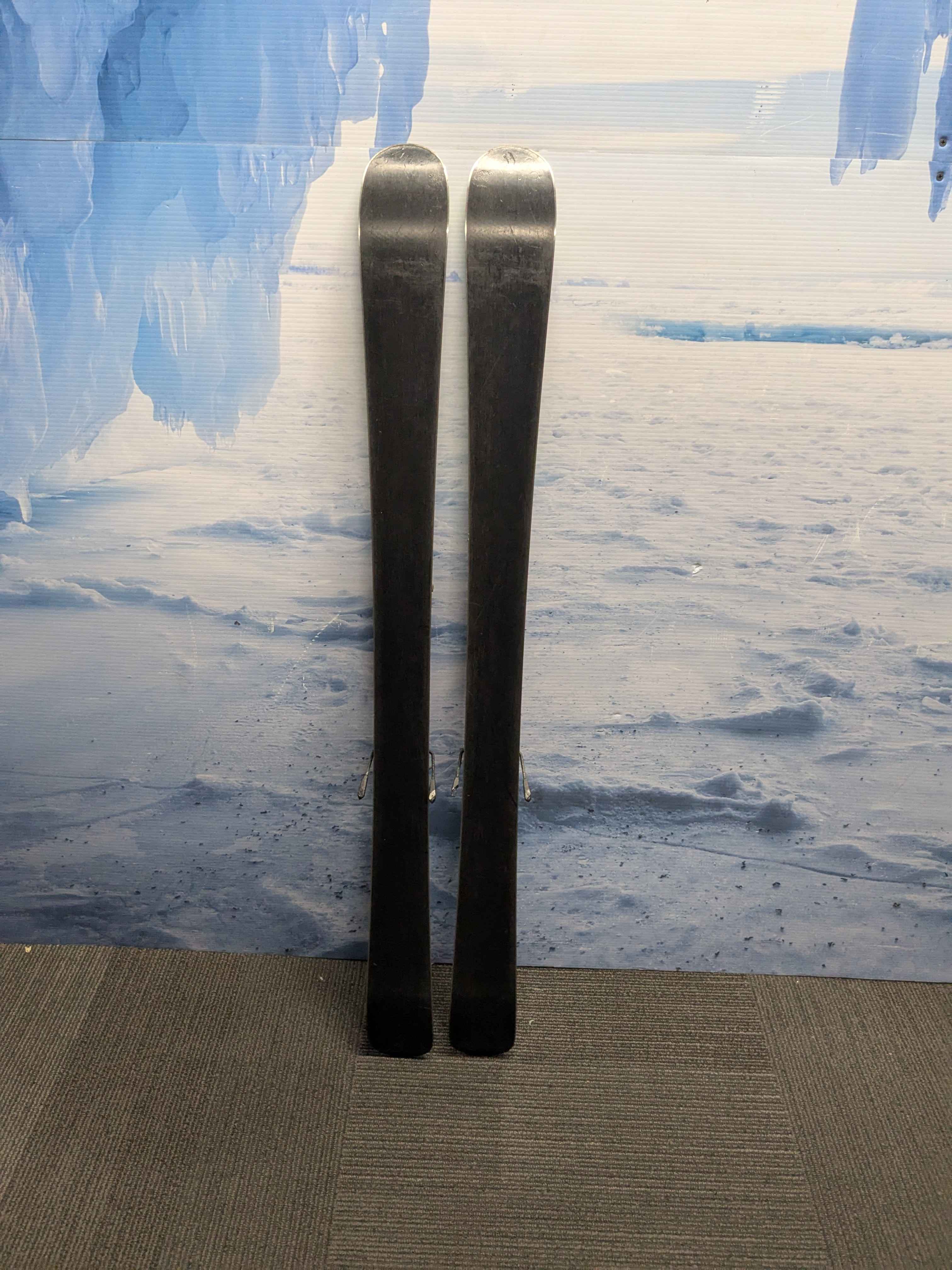 Used Dynastar Serial Team 125cm w/ Look 4.5 Demo Bindings