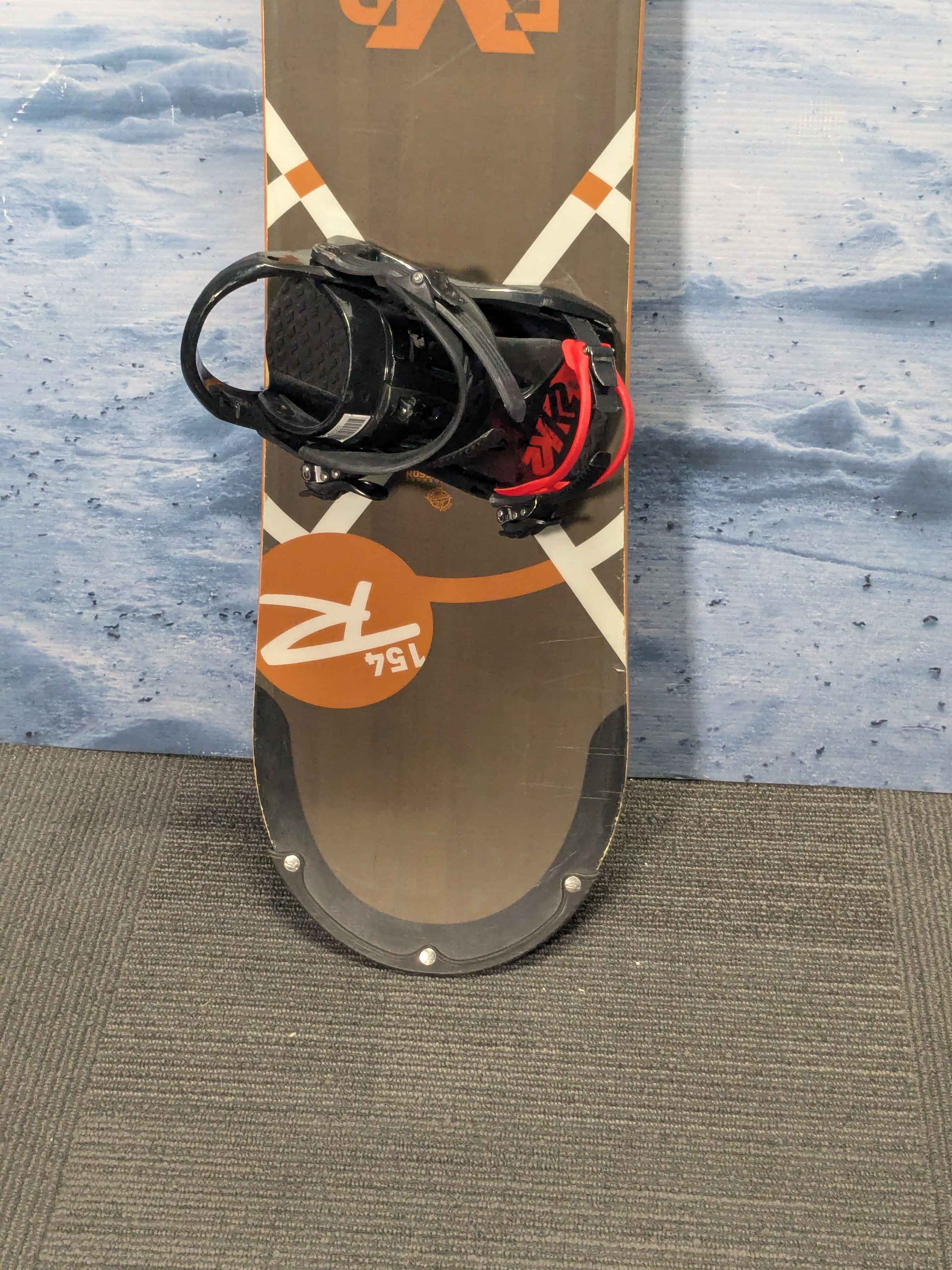 Used Rossignol EXP 154cm Snowboard W/ K2 Large Demo Binding