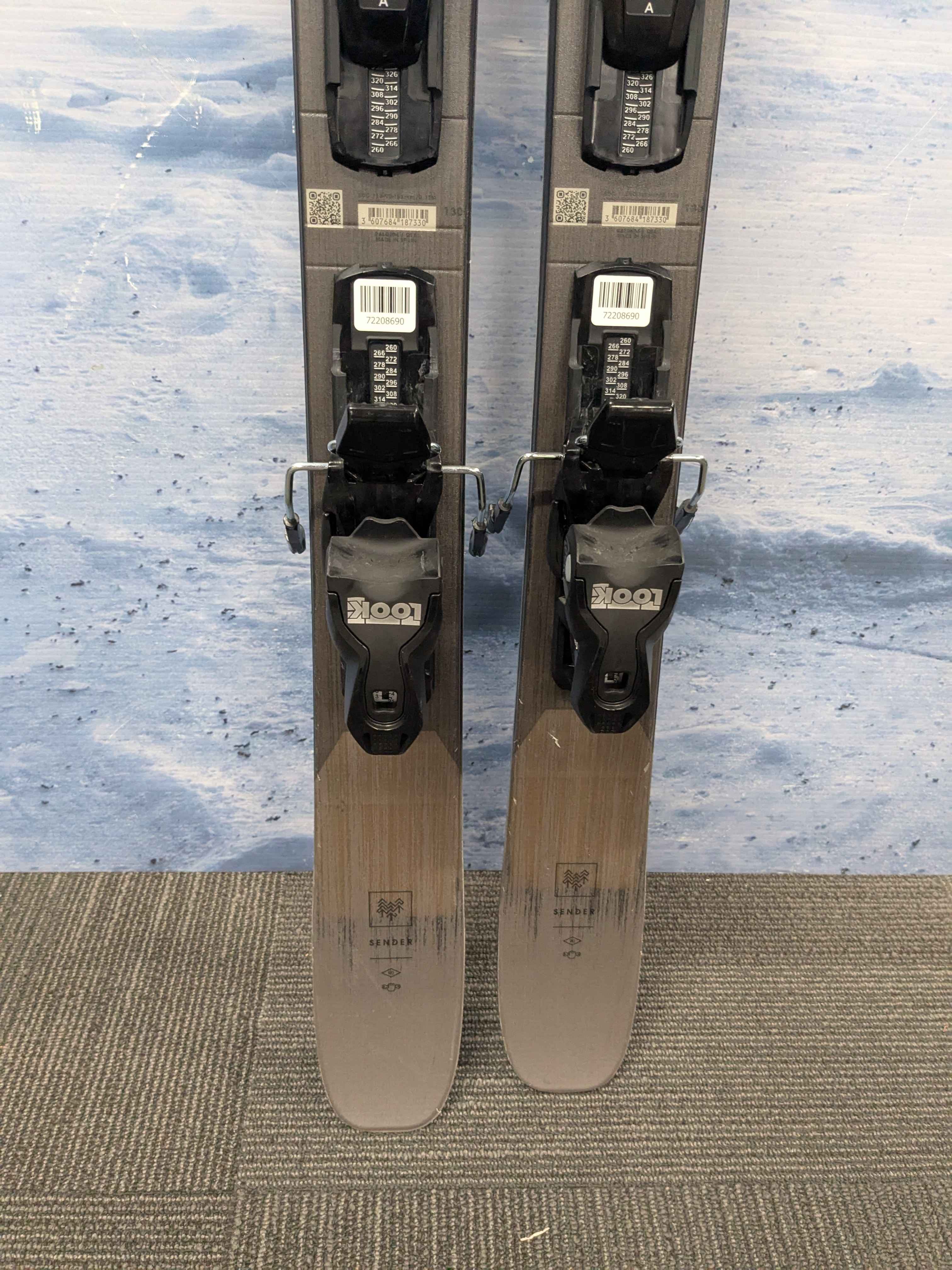 Used Rossignol Sender 90 Pro Skis 130cm w/ Look Xpress 10 GripWalk Demo Bindings