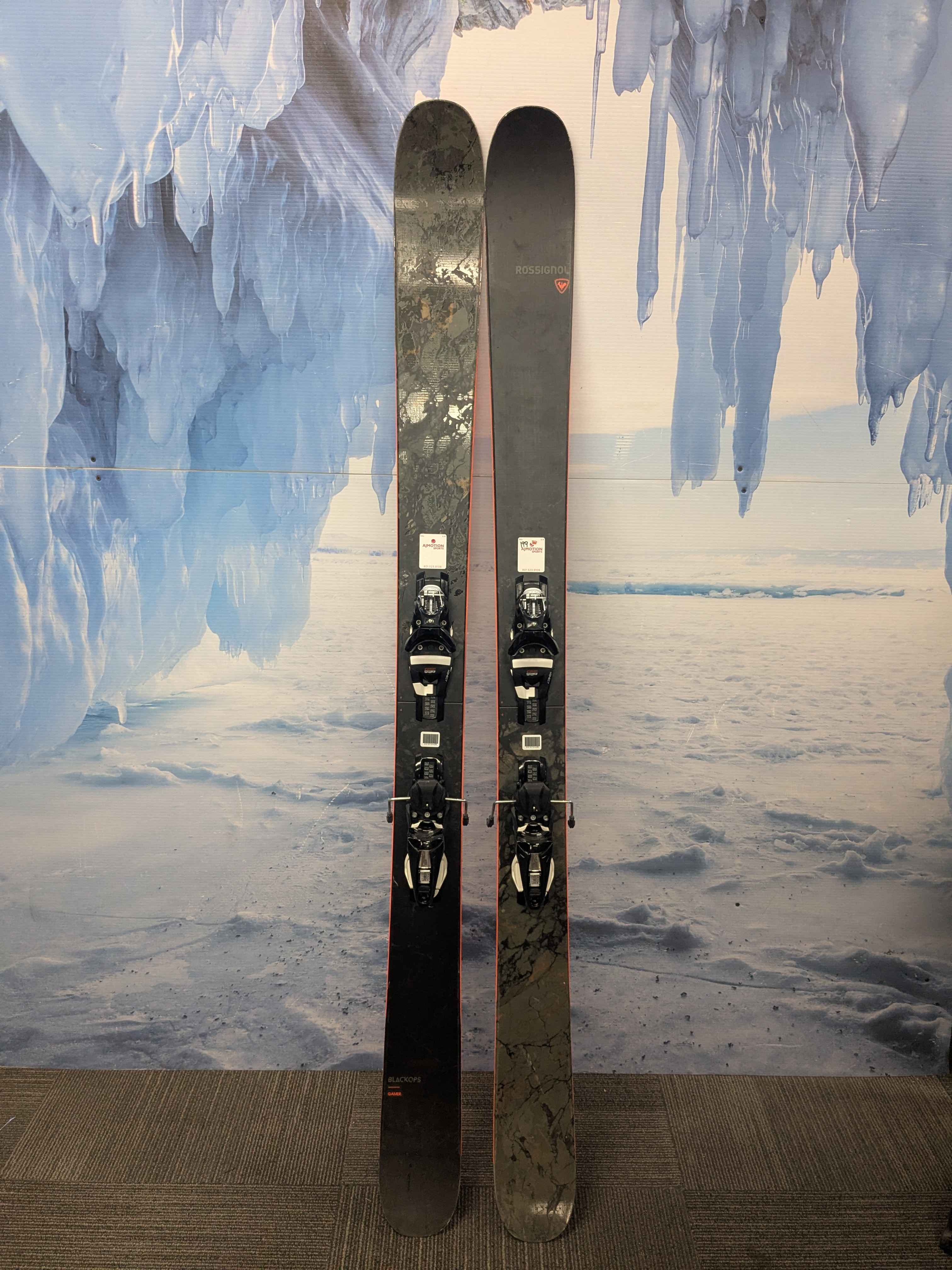 Used Rossignol Blackops Gamer 118 Ski w/ Look Nx 12 Demo Bindings - 186CM