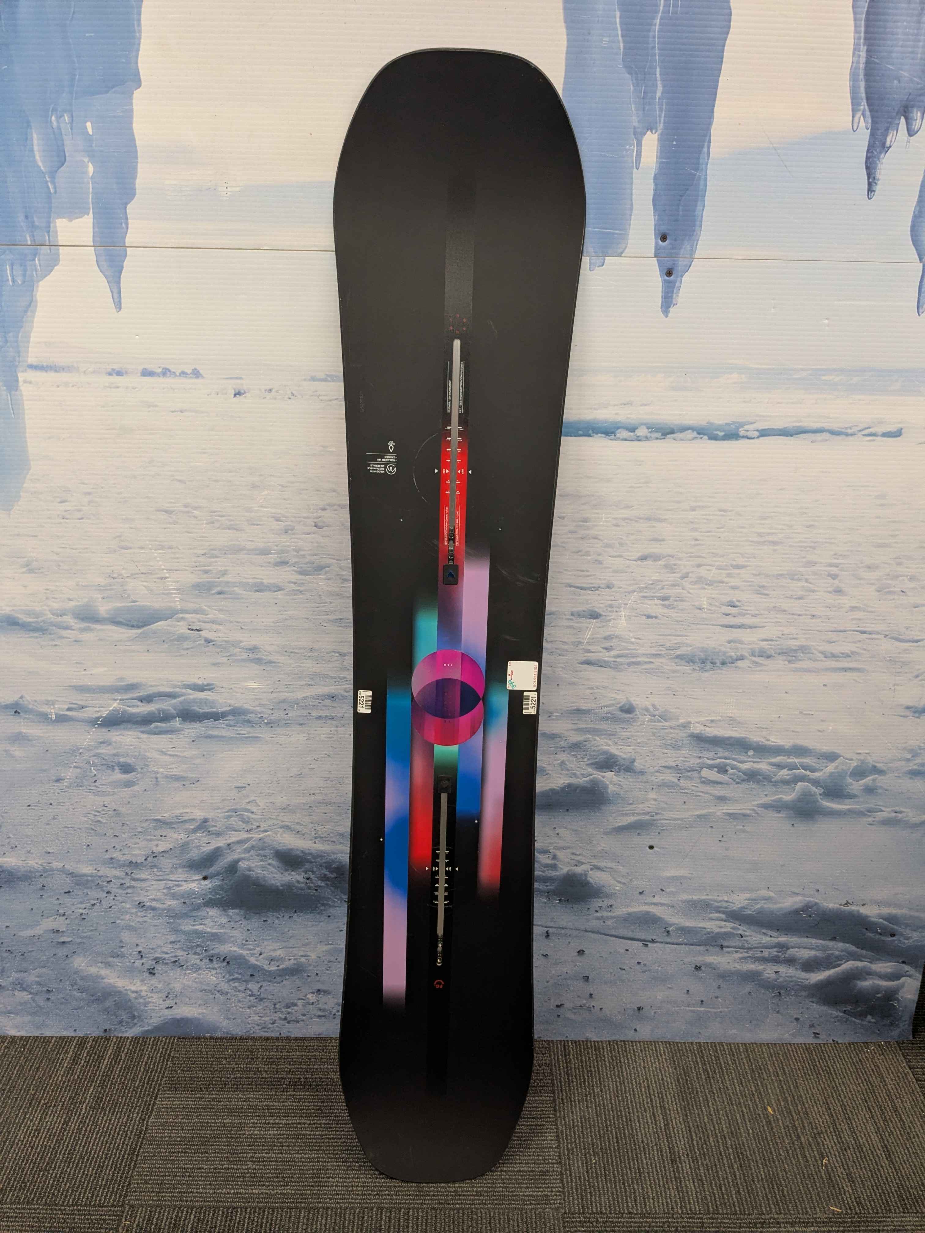 Used 2025 Burton Feel Good 146cm Snowboard