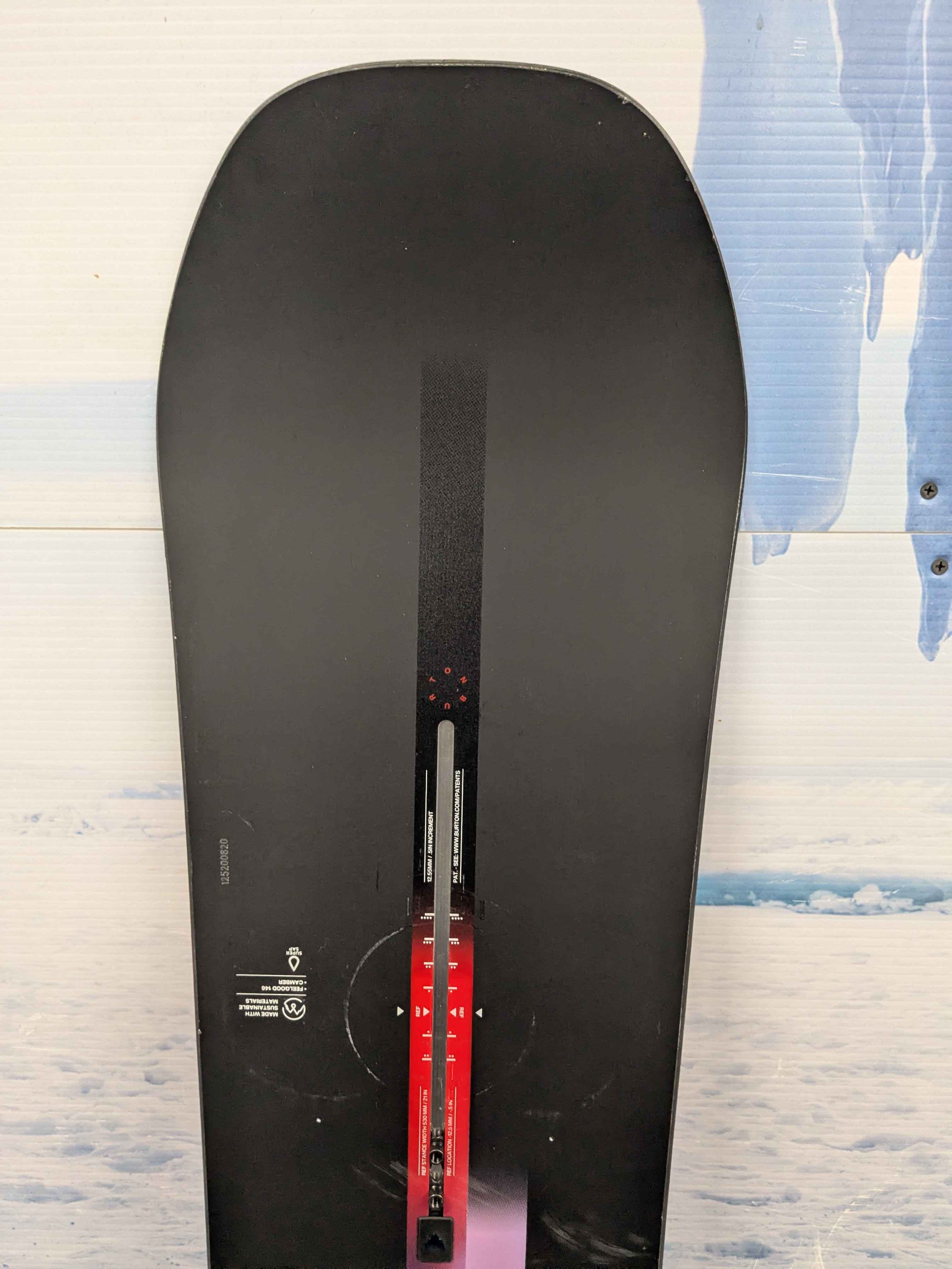 Used 2025 Burton Feel Good 146cm Snowboard