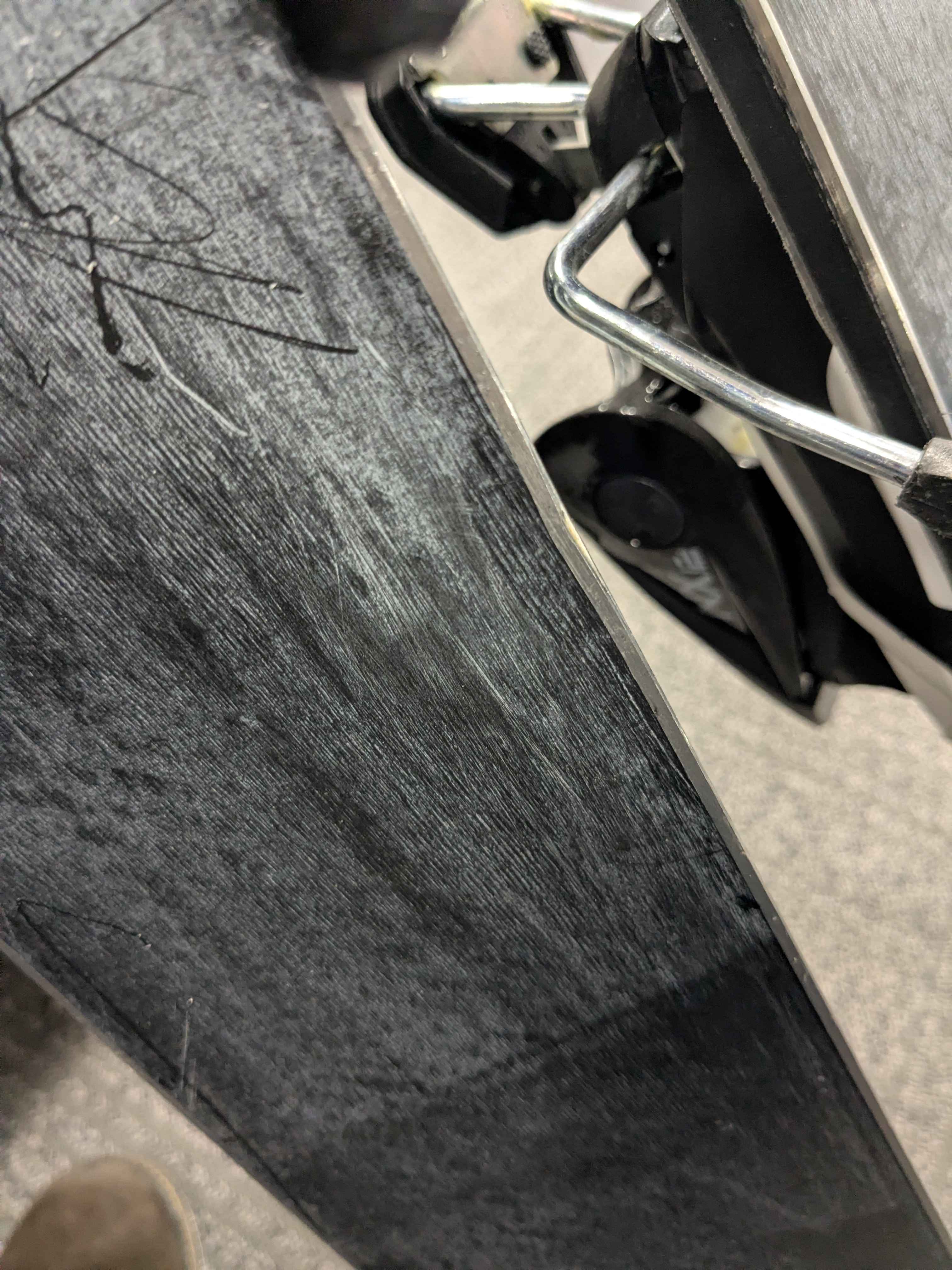 Heavily Used Rossignol Sender 104 Ti Ski w/ Look Nx12 Demo Bindings - 164CM