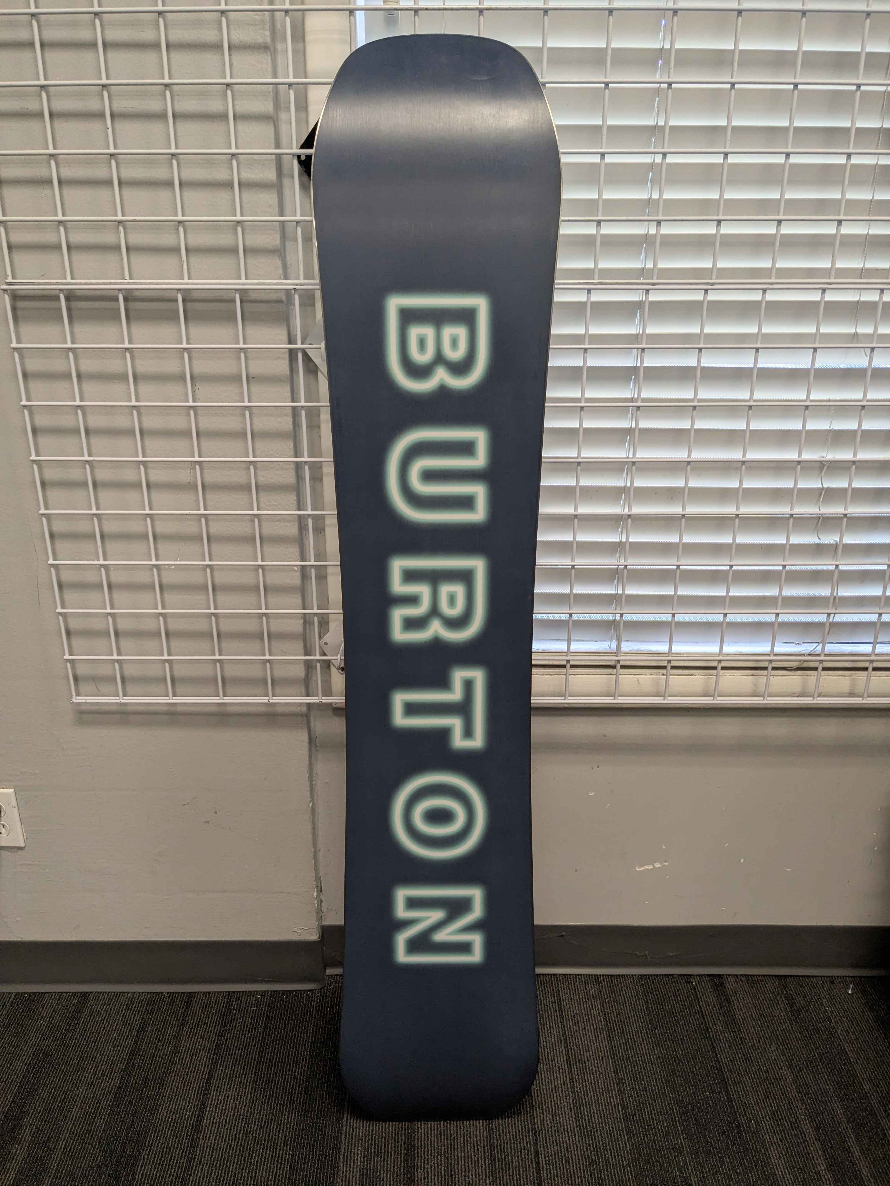 Burton Custom Camber 154cm Snowboard - Lightly Used (2026)