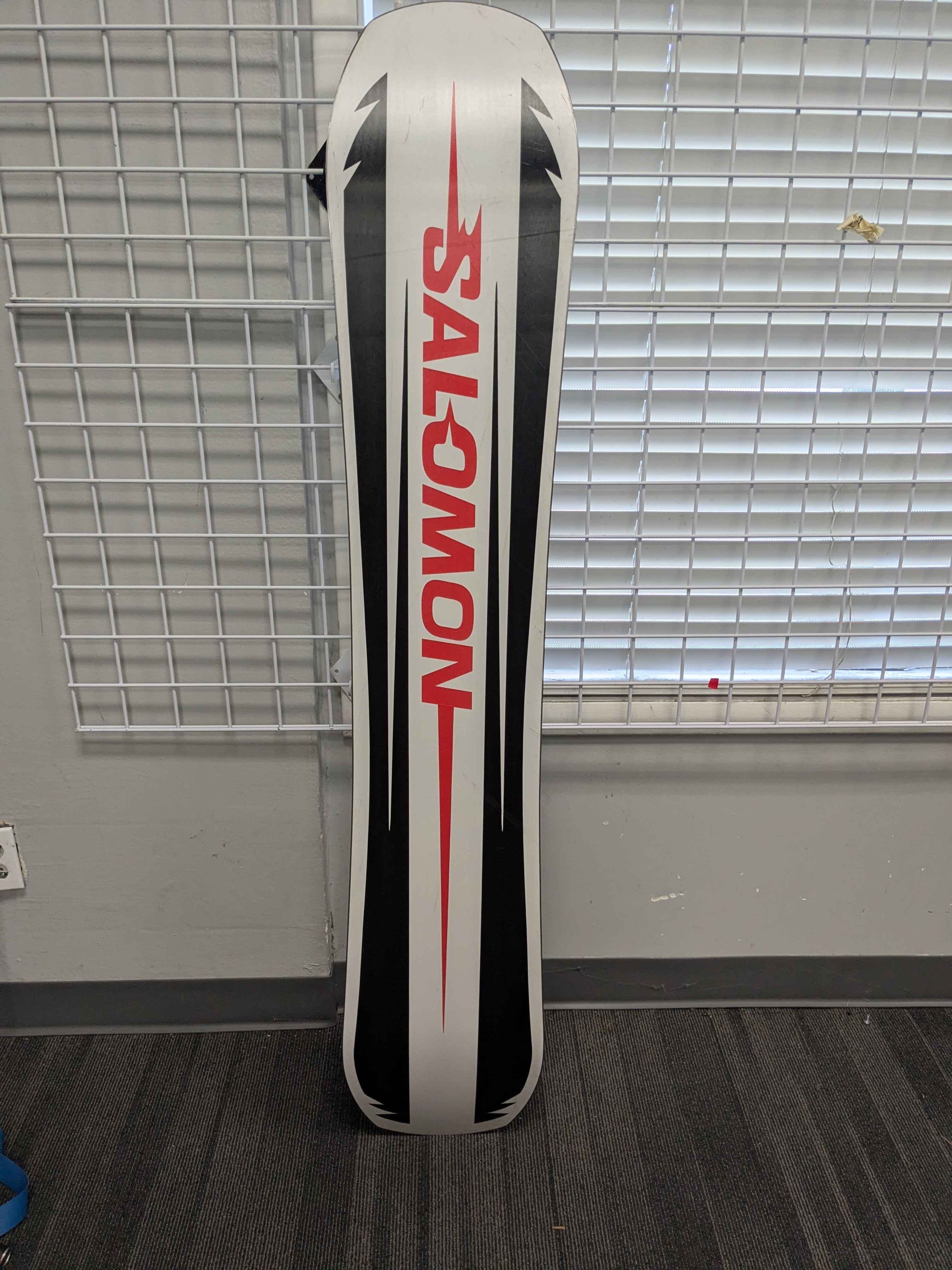 Salomon Assassin 159cm Snowboard - Used (2026)