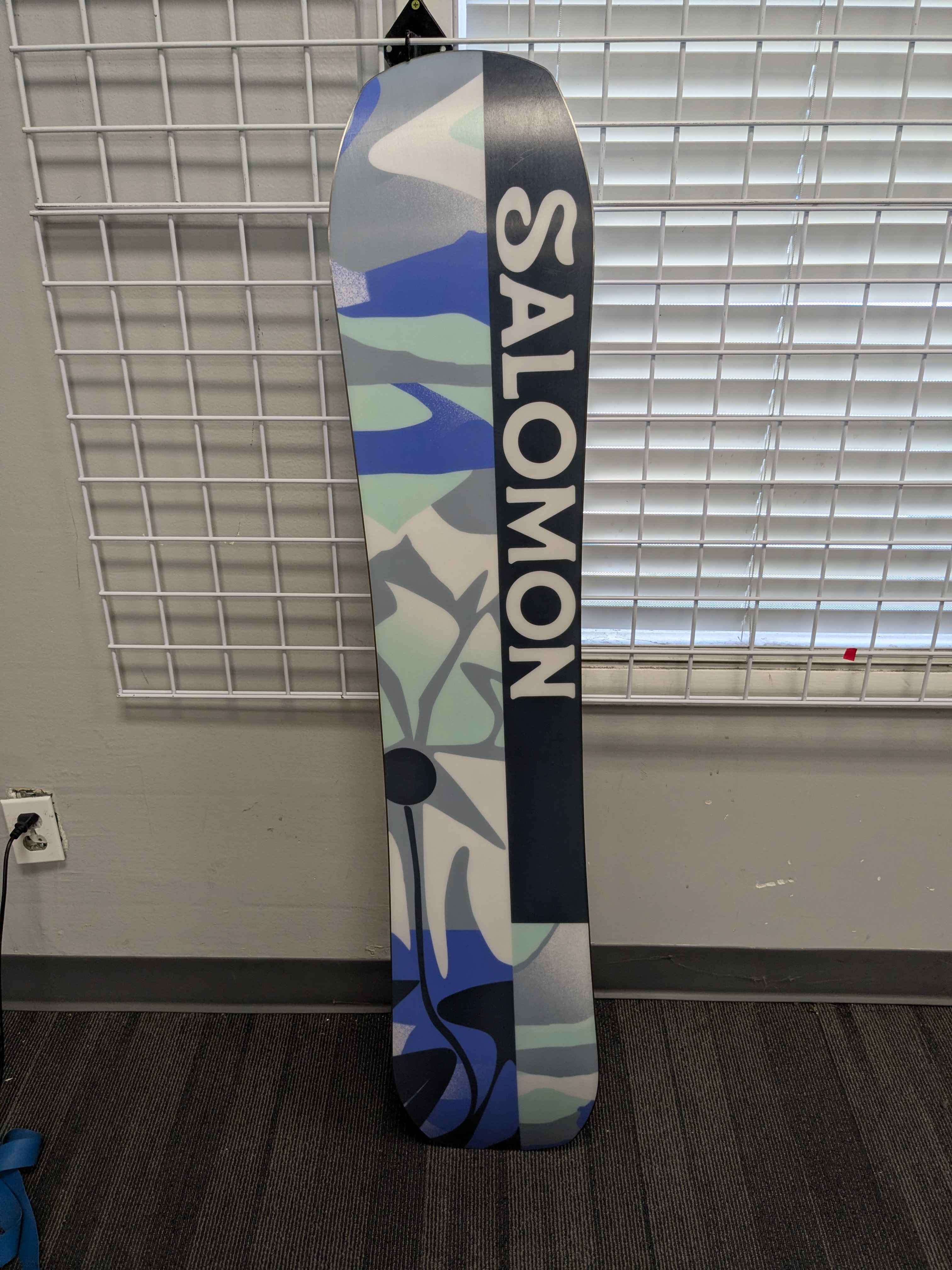 Salomon Rumble Fish Snowboard 140cm 2026 (Lightly Used)