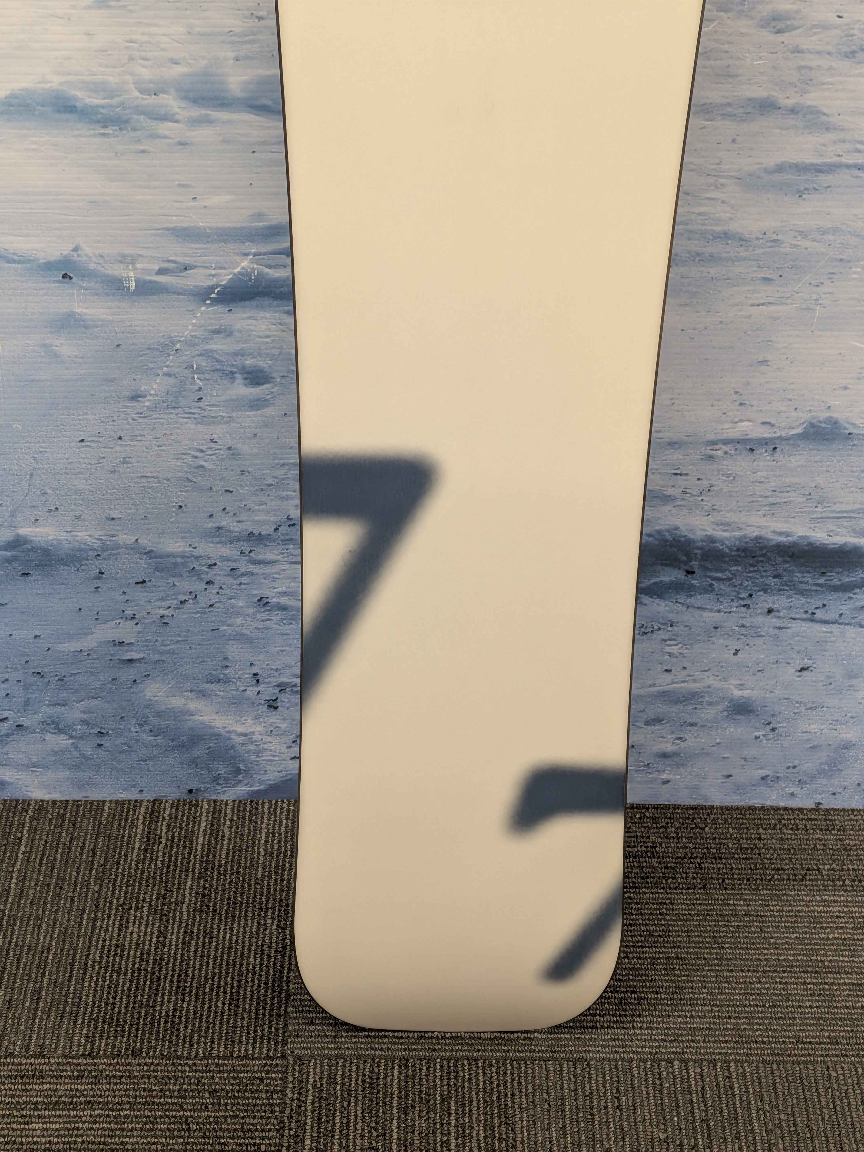Burton Family Tree: Hometown Hero 144cm Snowboard -Like New(2026)