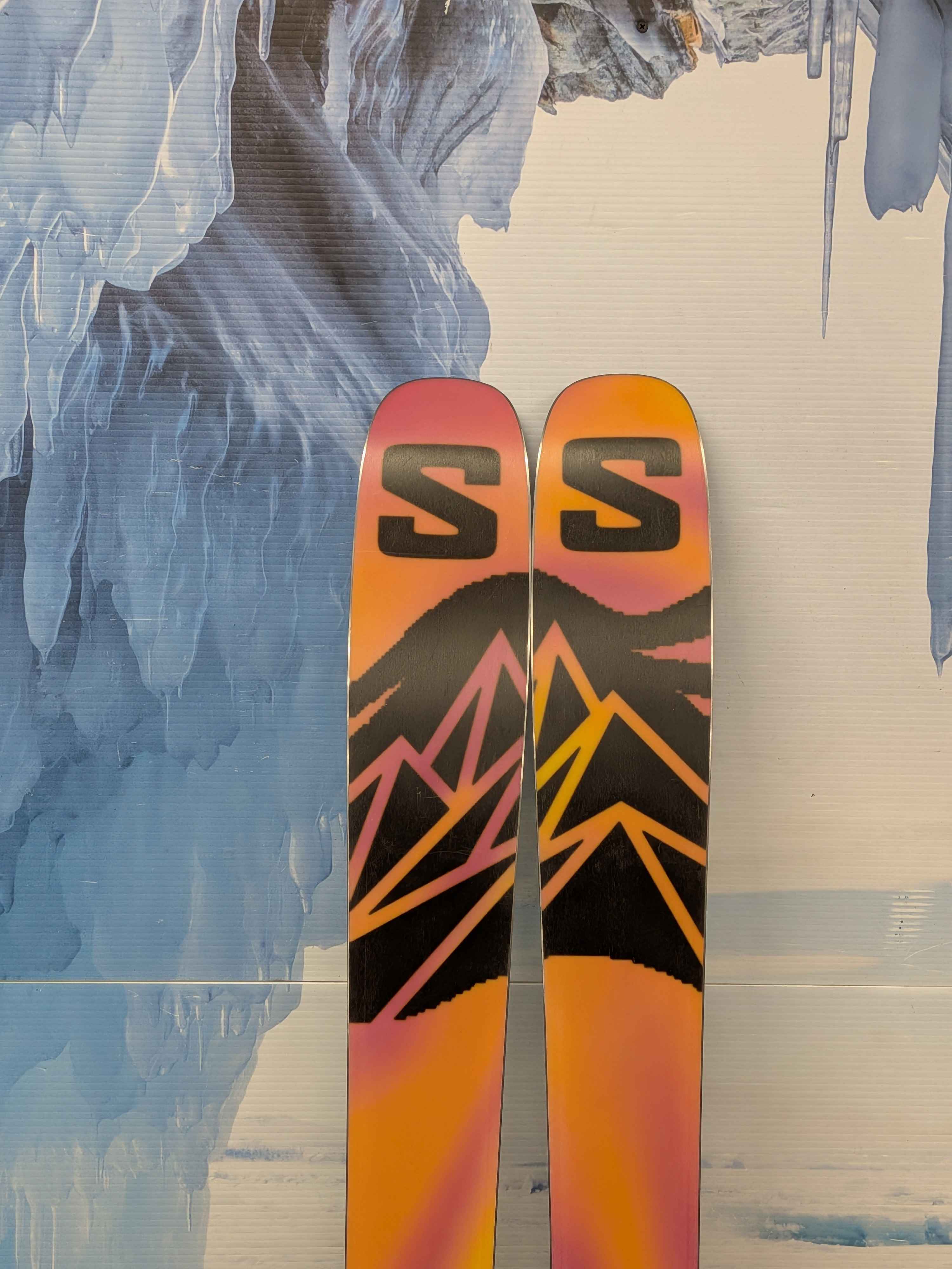 Salomon QST 100 172cm Skis w/ SALOMON NR Strive 11 GW Demo Binding - Lightly Used (2026)