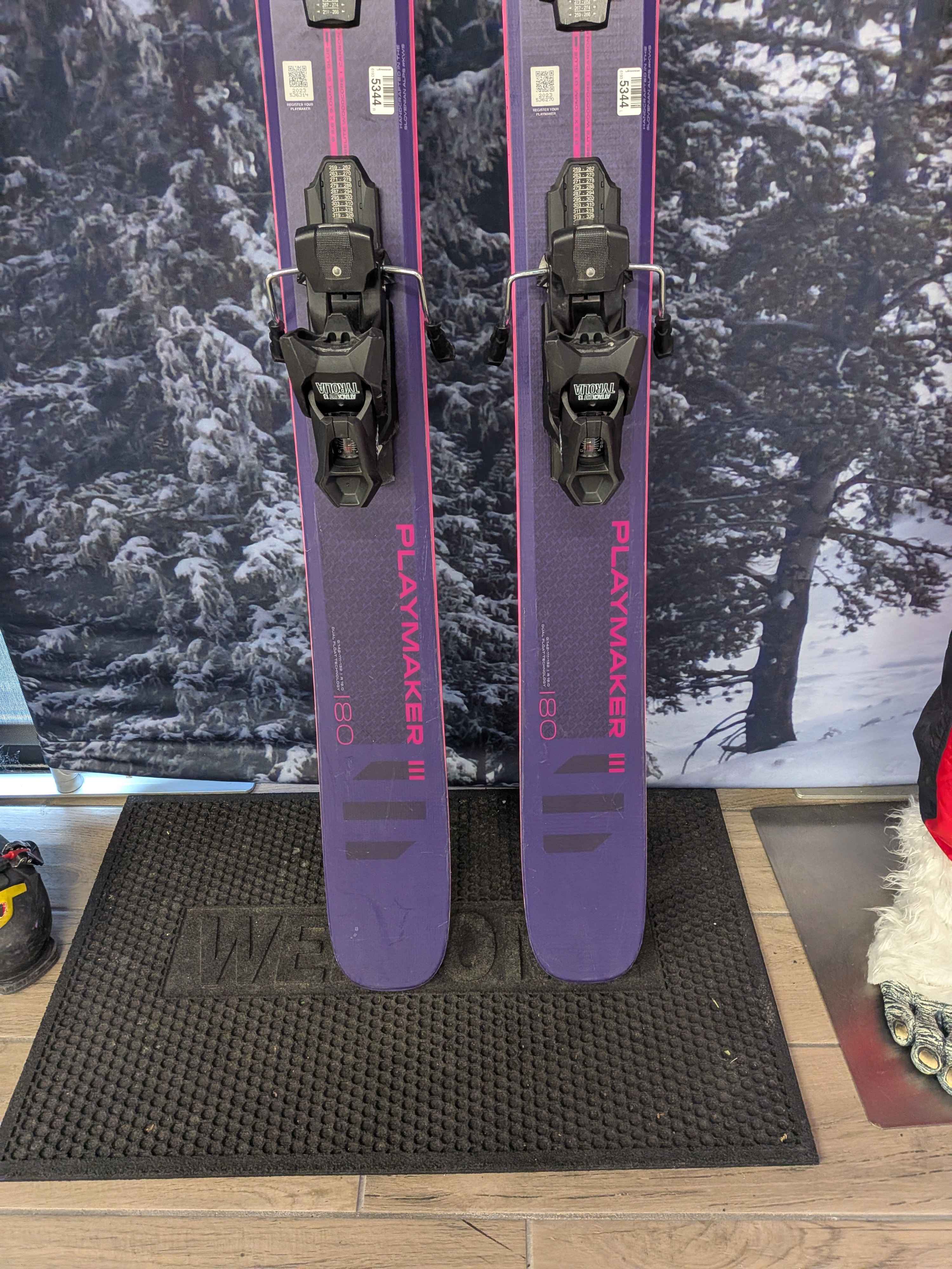 Used Elan Playmaker 111 Skis - 180cm w/ Tyrolia Attack LYT 13 Demo Bindings