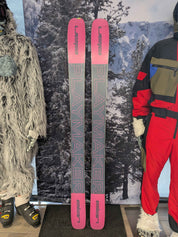 Used Elan Playmaker 111 Skis - 180cm w/ Tyrolia Attack LYT 13 Demo Bindings