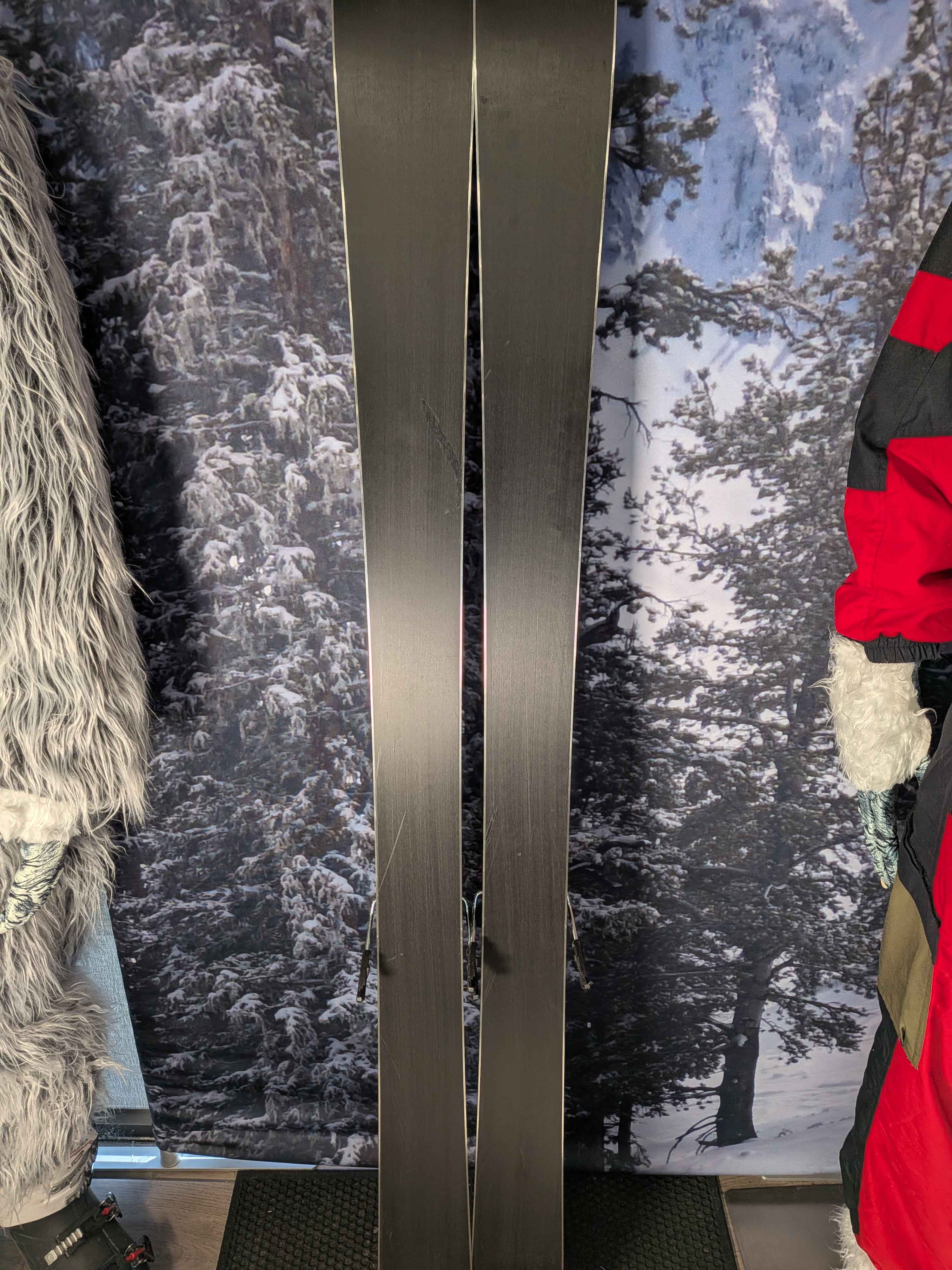 Armada ARV 94 178cm w/ Armada Strive 11 GW Demo Bindings Used 2026