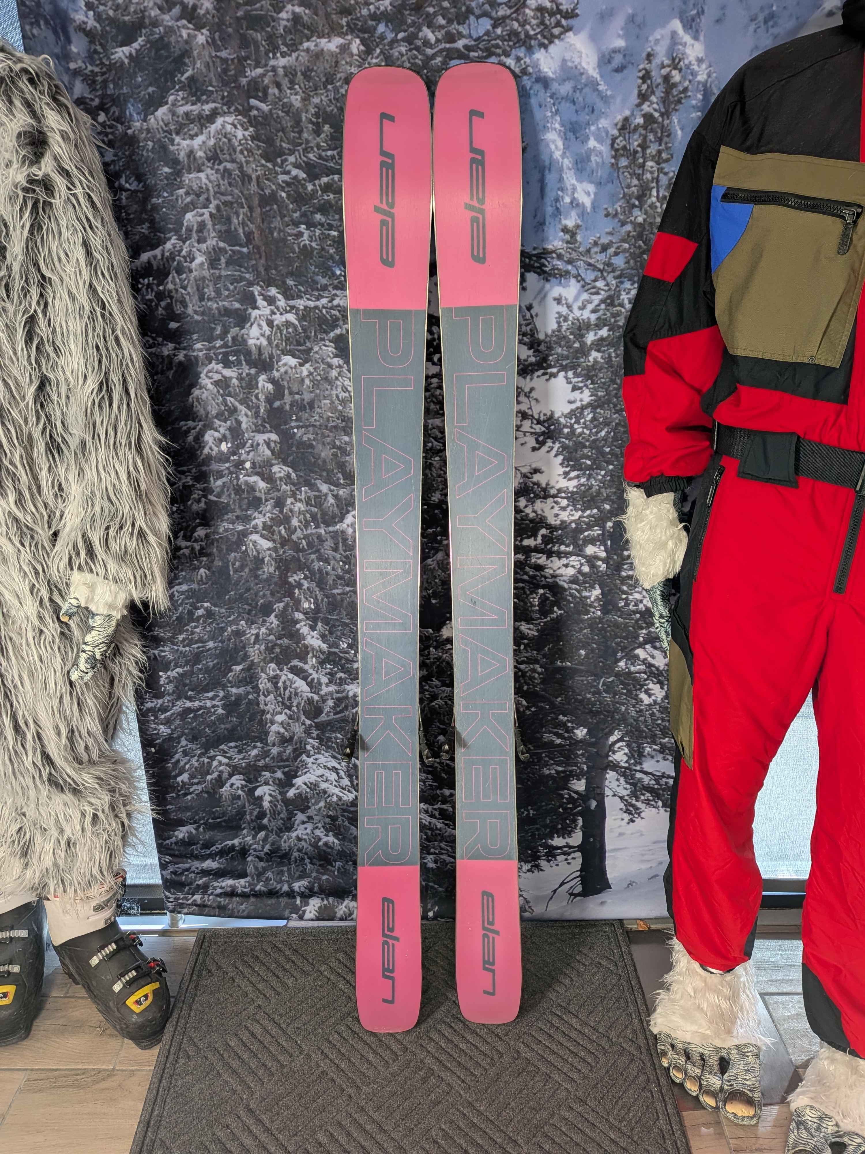 Used Elan Playmaker 101 -164 cm Skis w/ Tyrolla Attack 14 Demo Binding