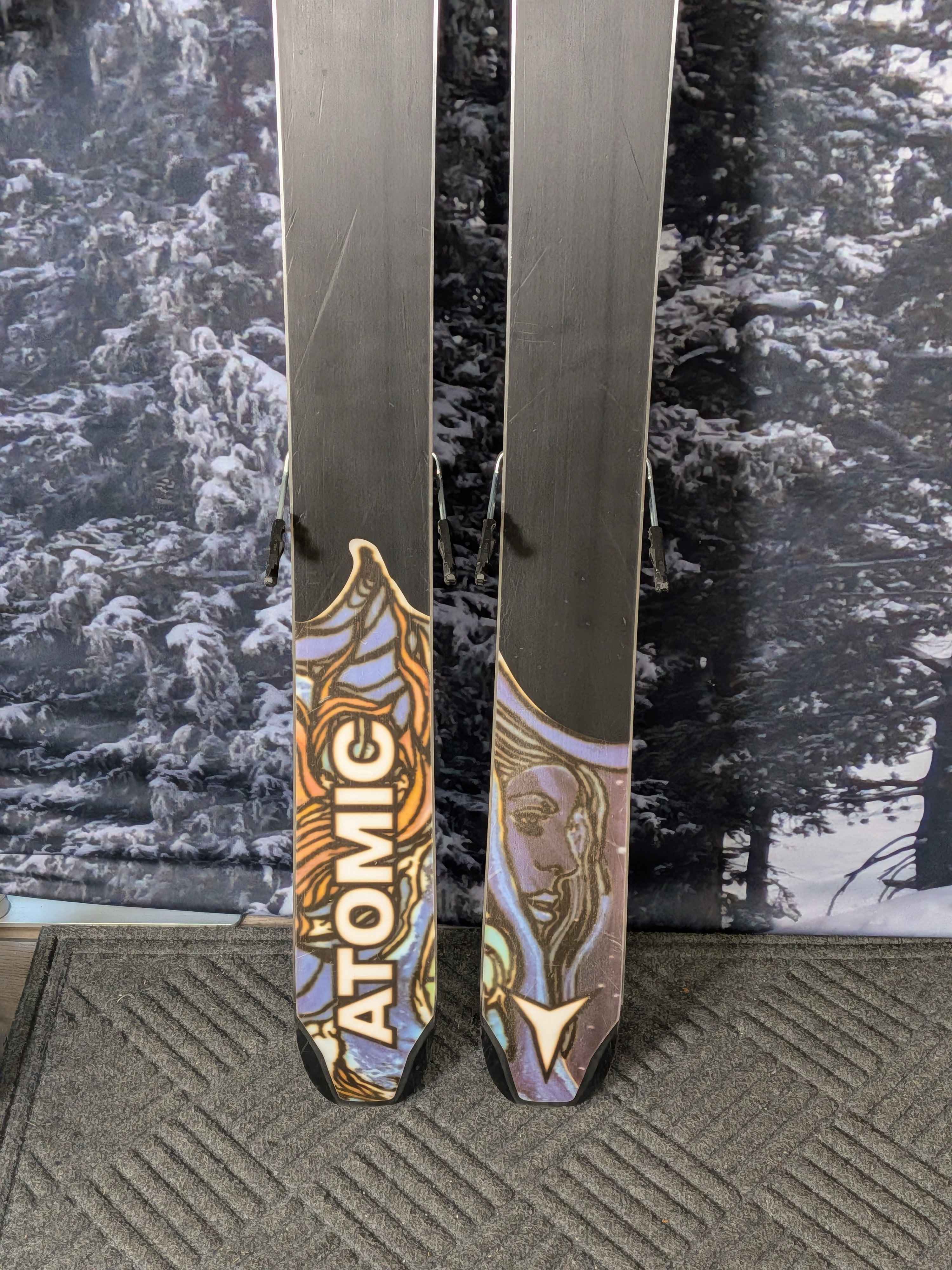 Used Atomic Bent Chetler 100 164 cm Skis w/ Atomic Strive 11 Demo Bindings